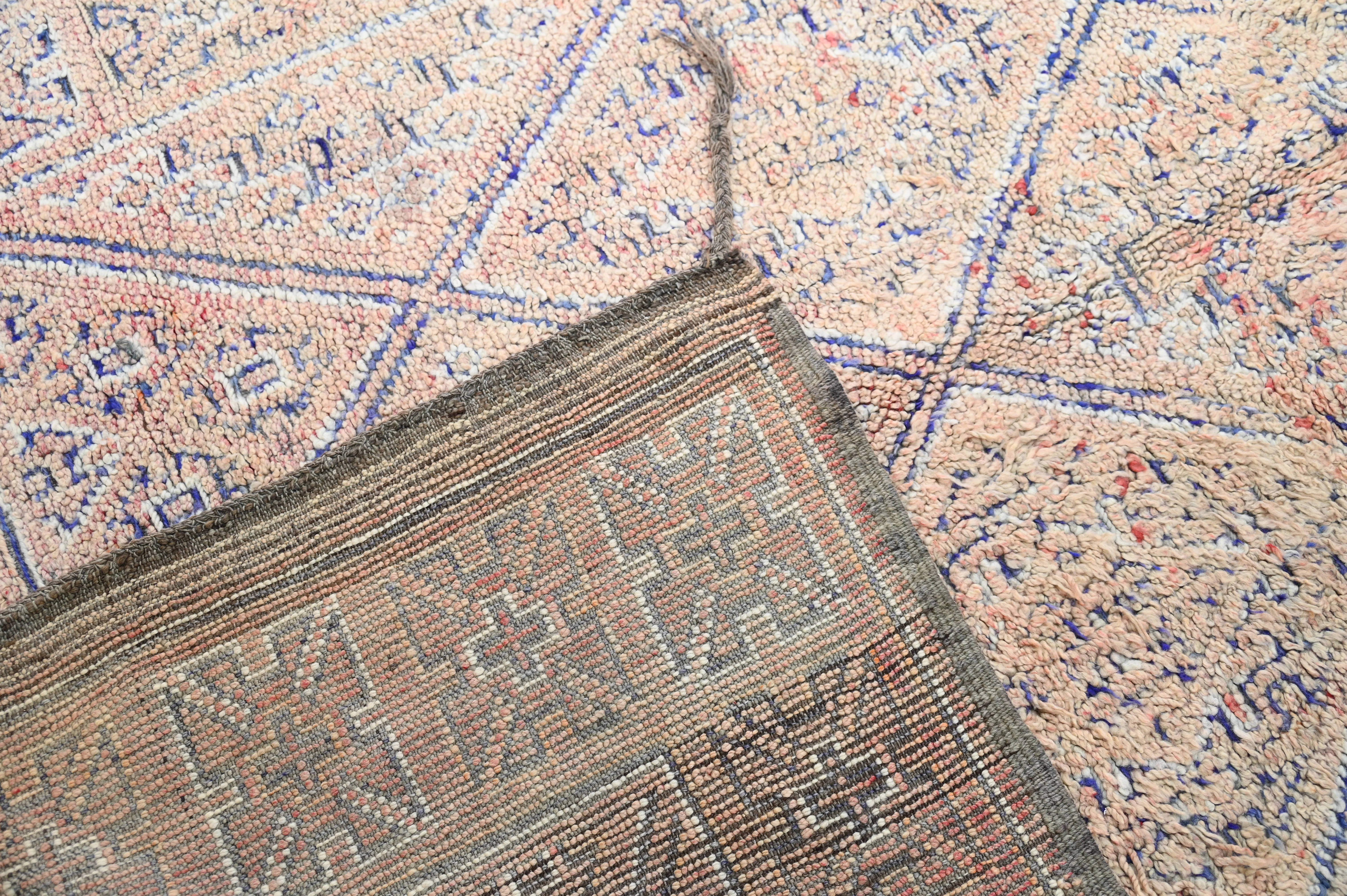 1960s Beni M'Guild Vintage Rug 300×185 cm – Warm Sand & Terracotta Patina, V-278 - Image 5