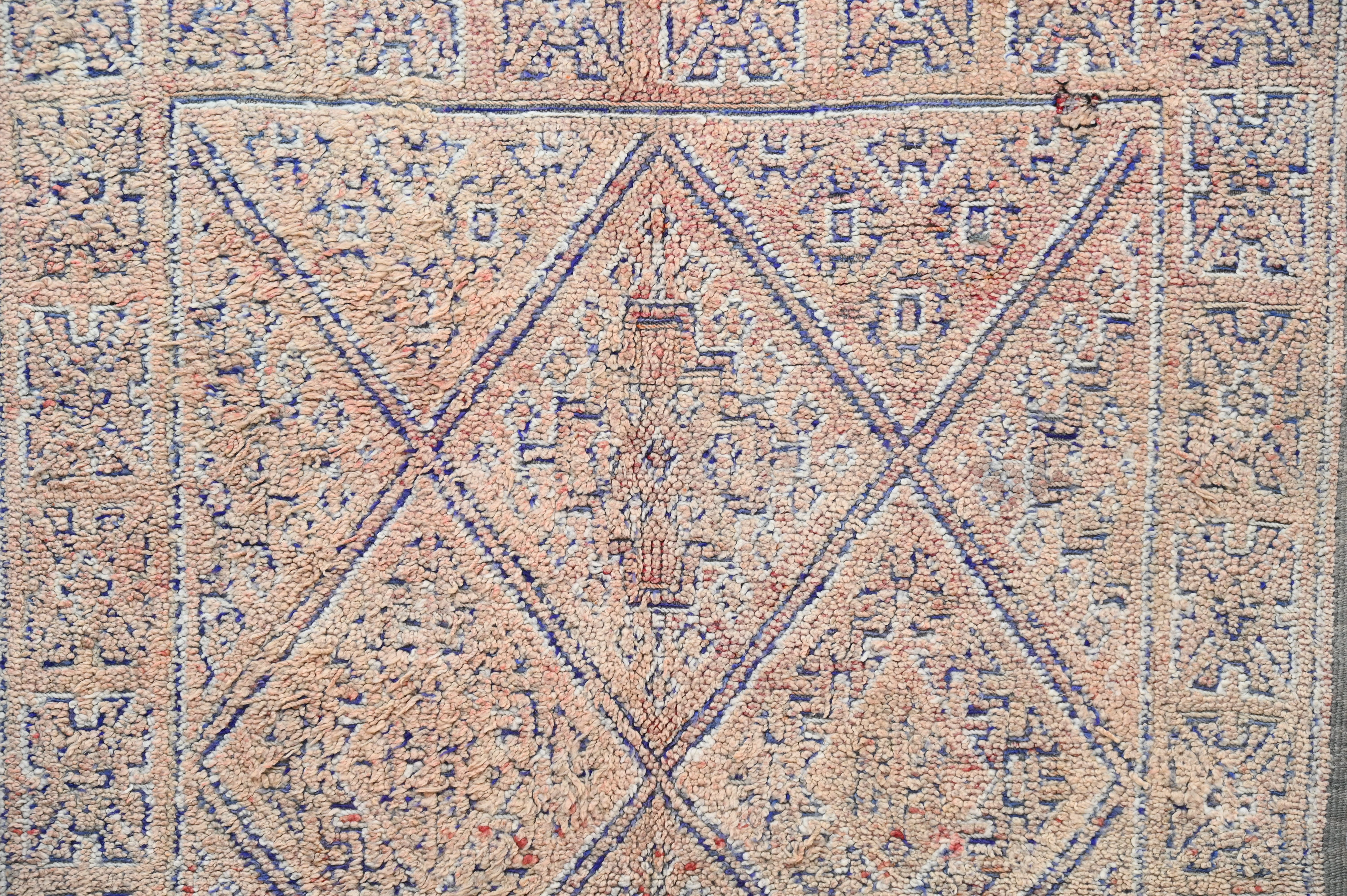 1960s Beni M'Guild Vintage Rug 300×185 cm – Warm Sand & Terracotta Patina, V-278 - Image 7
