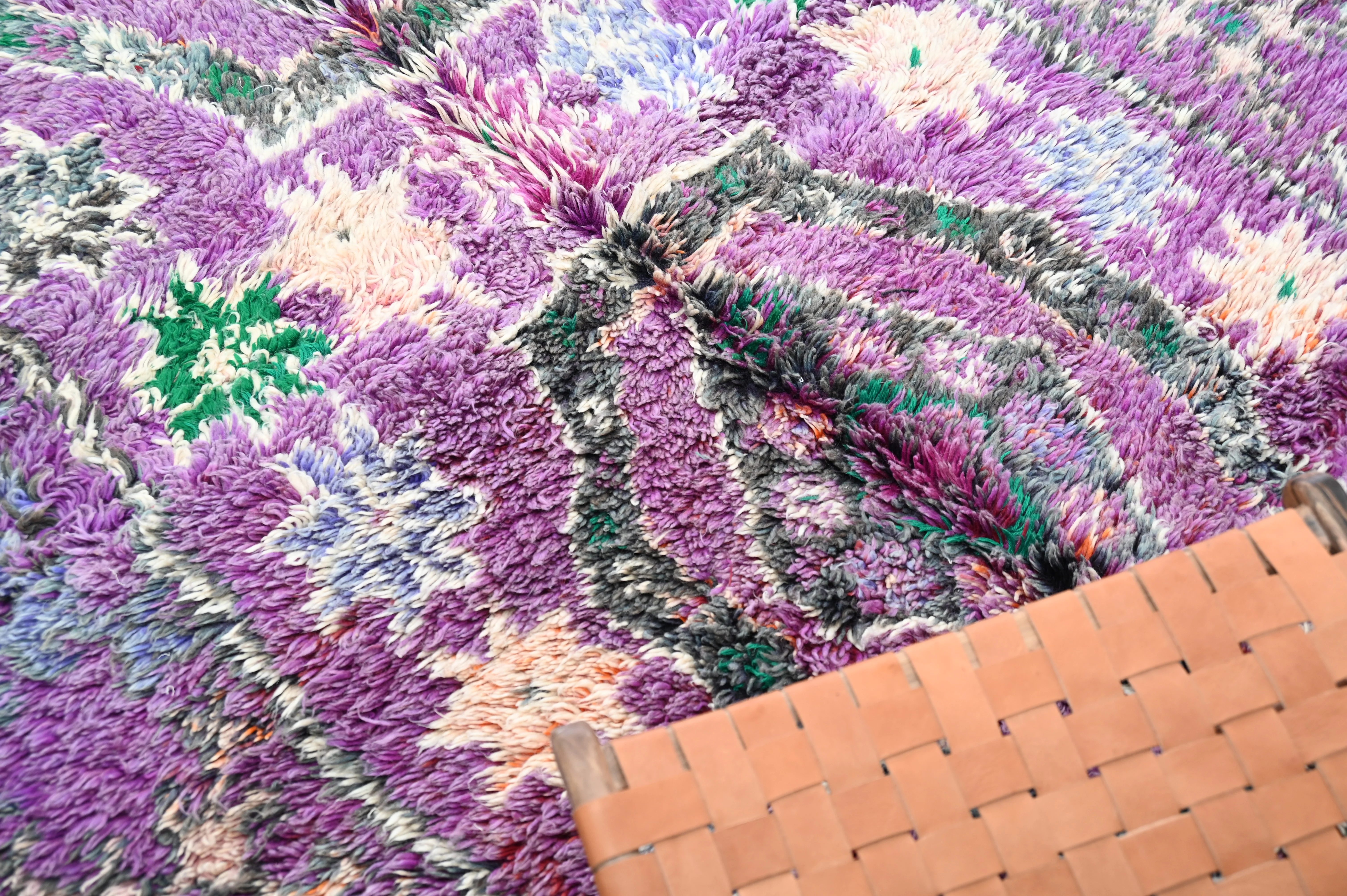 1970s Boujaad Vintage Rug 345×180 cm – Purple, Magenta & Emerald Tribal Wool, V-284 - Image 4