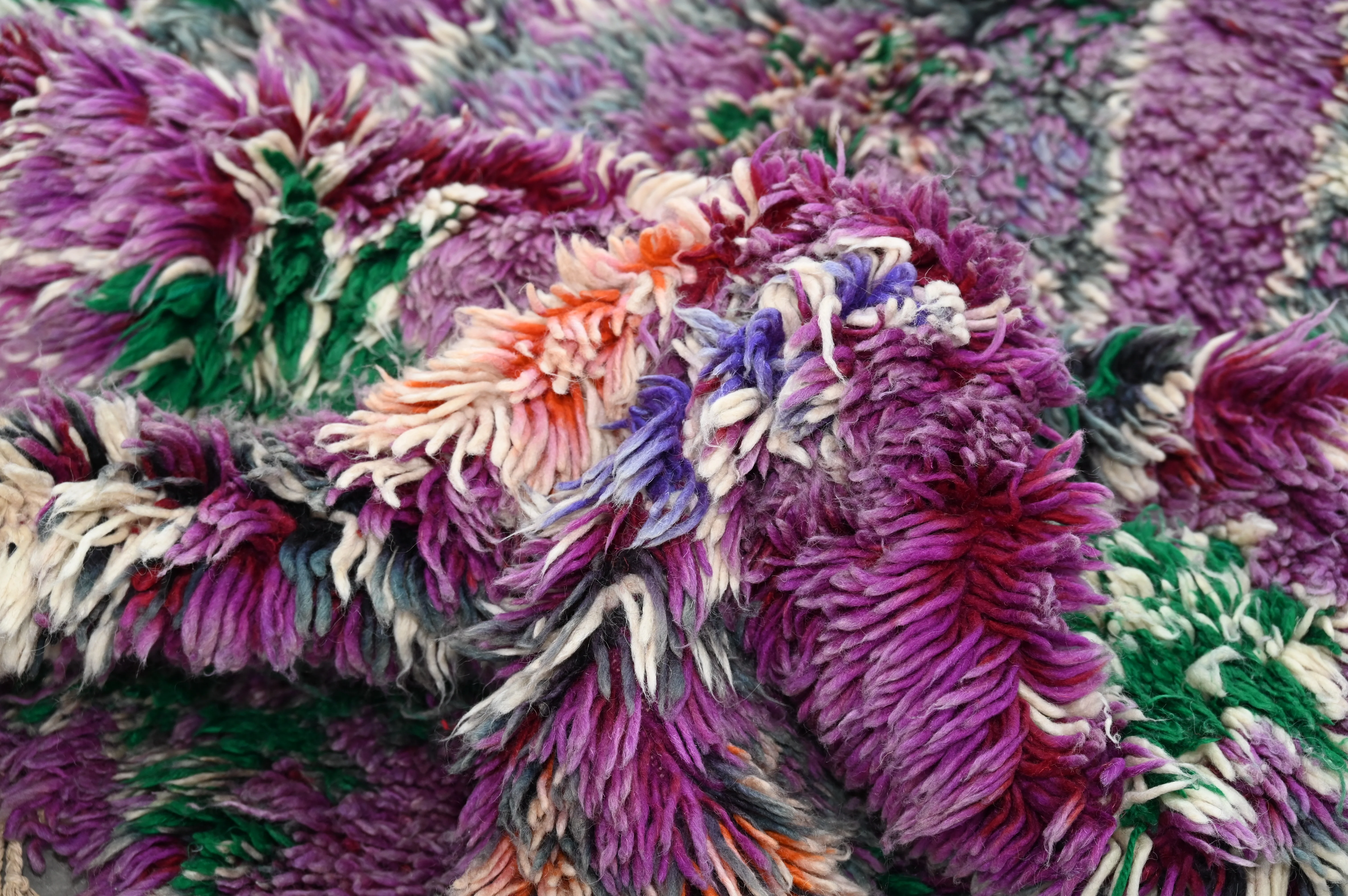 1970s Boujaad Vintage Rug 345×180 cm – Purple, Magenta & Emerald Tribal Wool, V-284 - Image 8