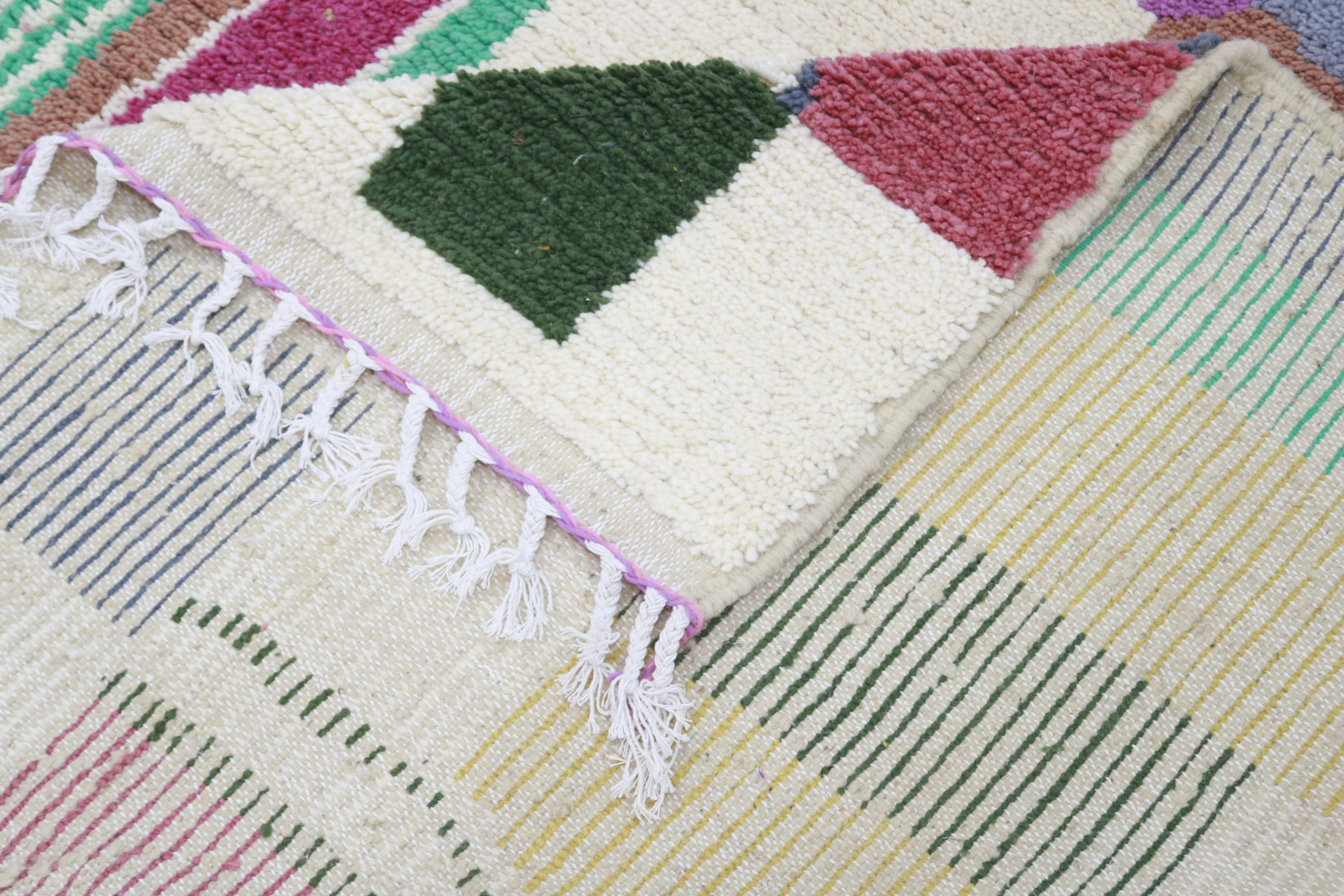 Azilal Rug 295×195 cm – Abstract Moroccan Rug with Multicolor Geometric Design, GO-973 - Image 5