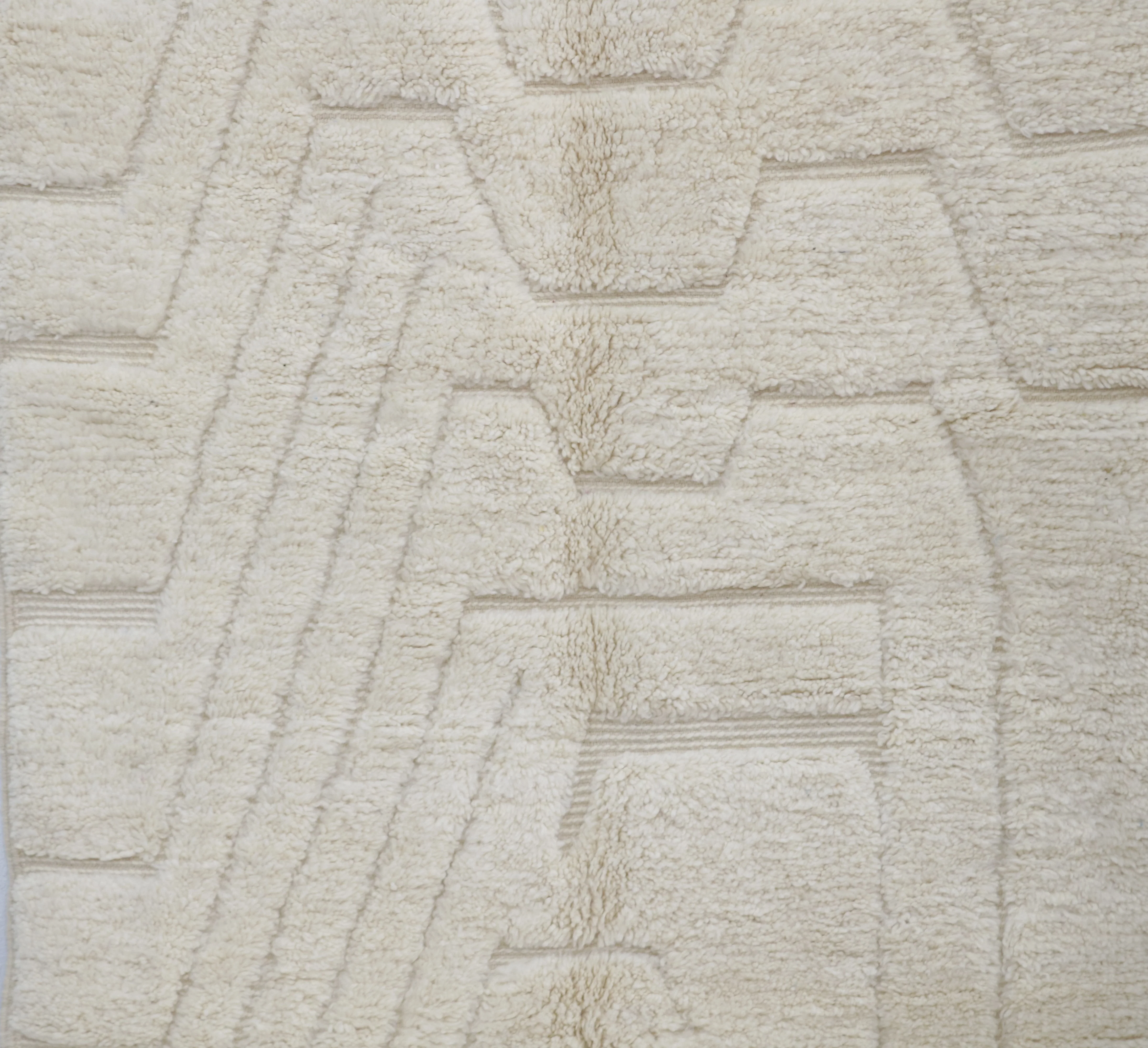 Beni Ouarain Rug 235×155 cm – Ivory Minimalist, AZO-781 - Image 3