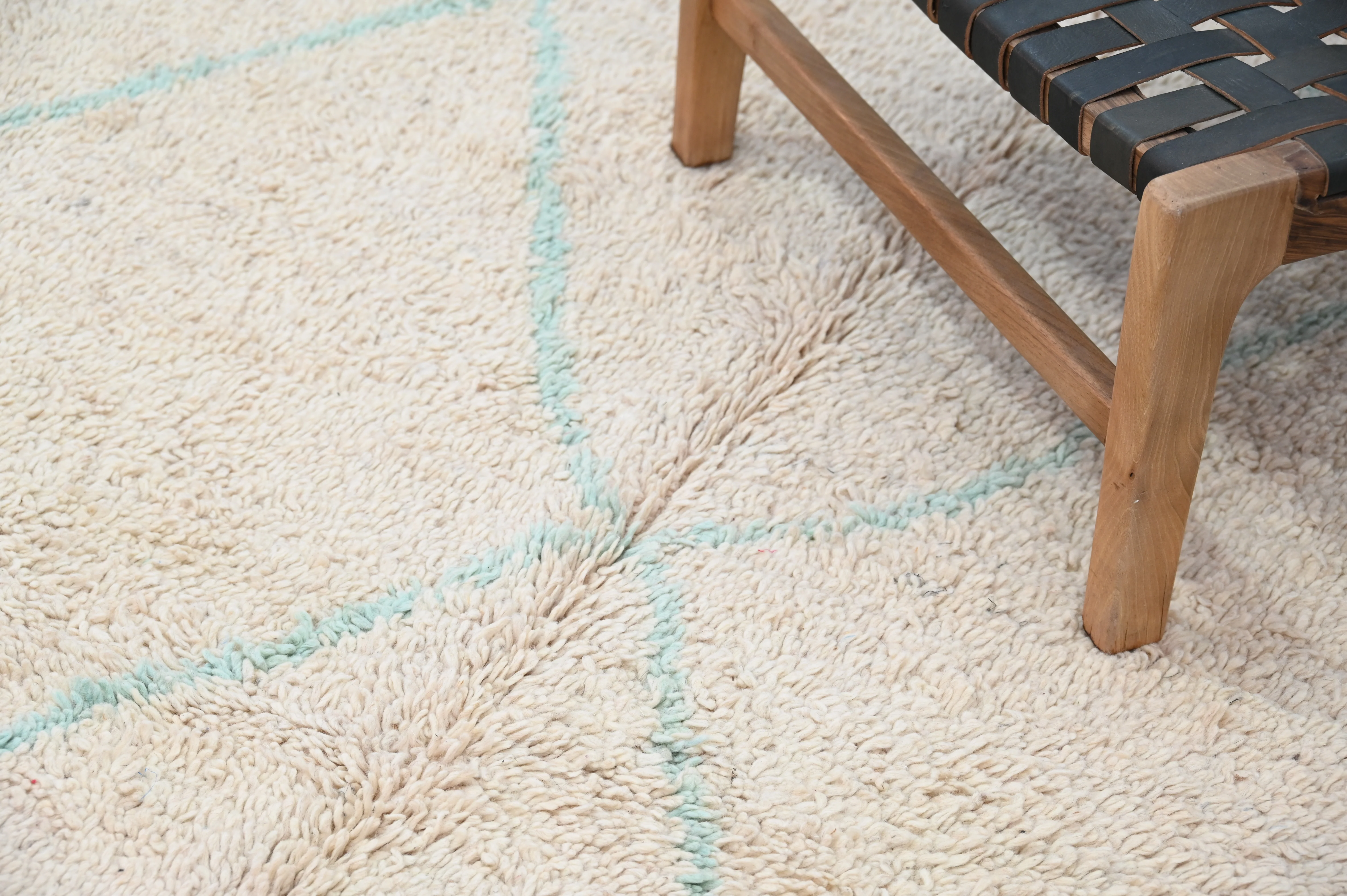 Beni Ouarain Rug, 235 x 145 cm, AZO-602 - Image 2
