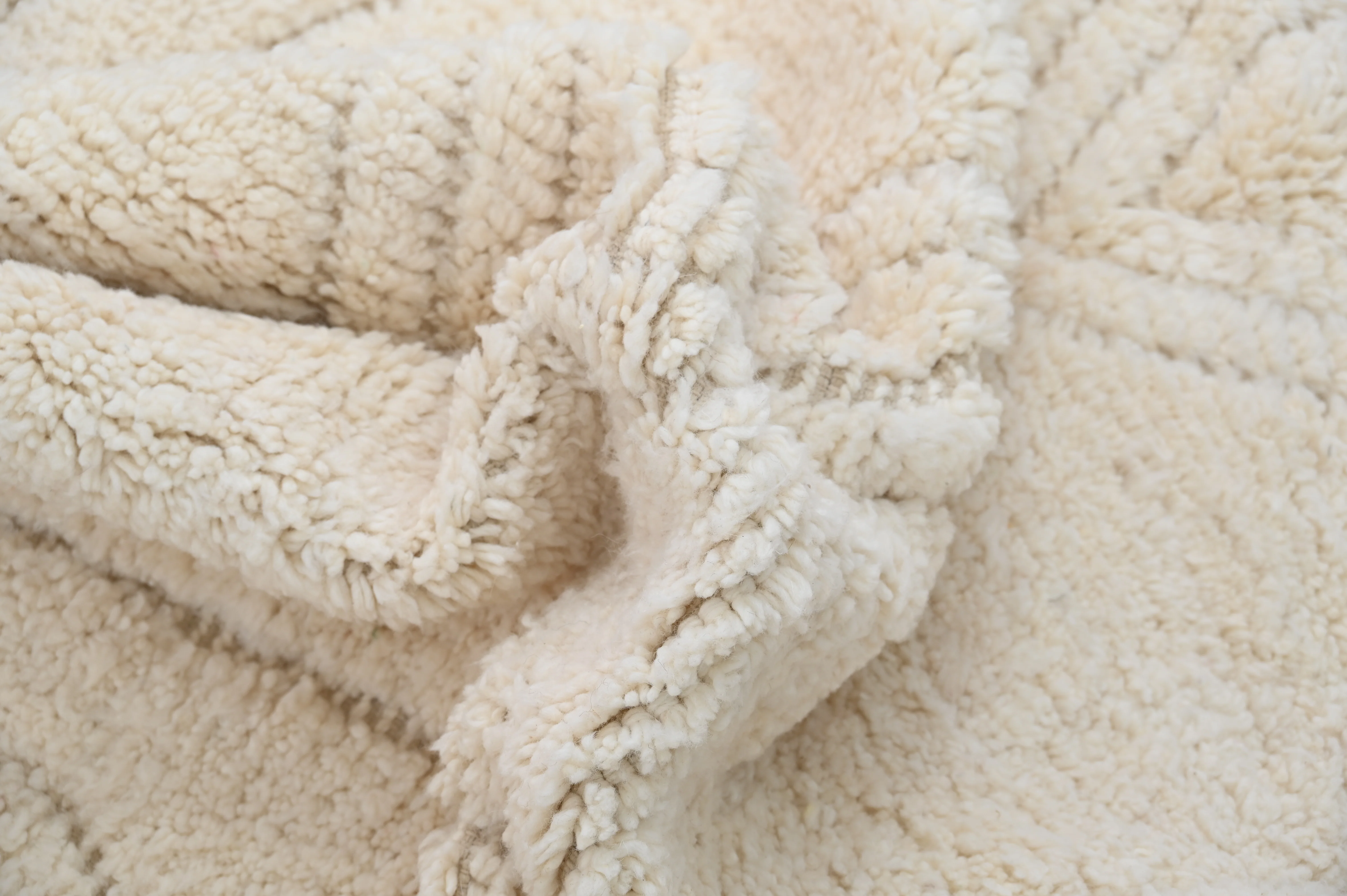 Beni Ouarain Rug, 240 x 160 cm, AZO-757 - Image 6