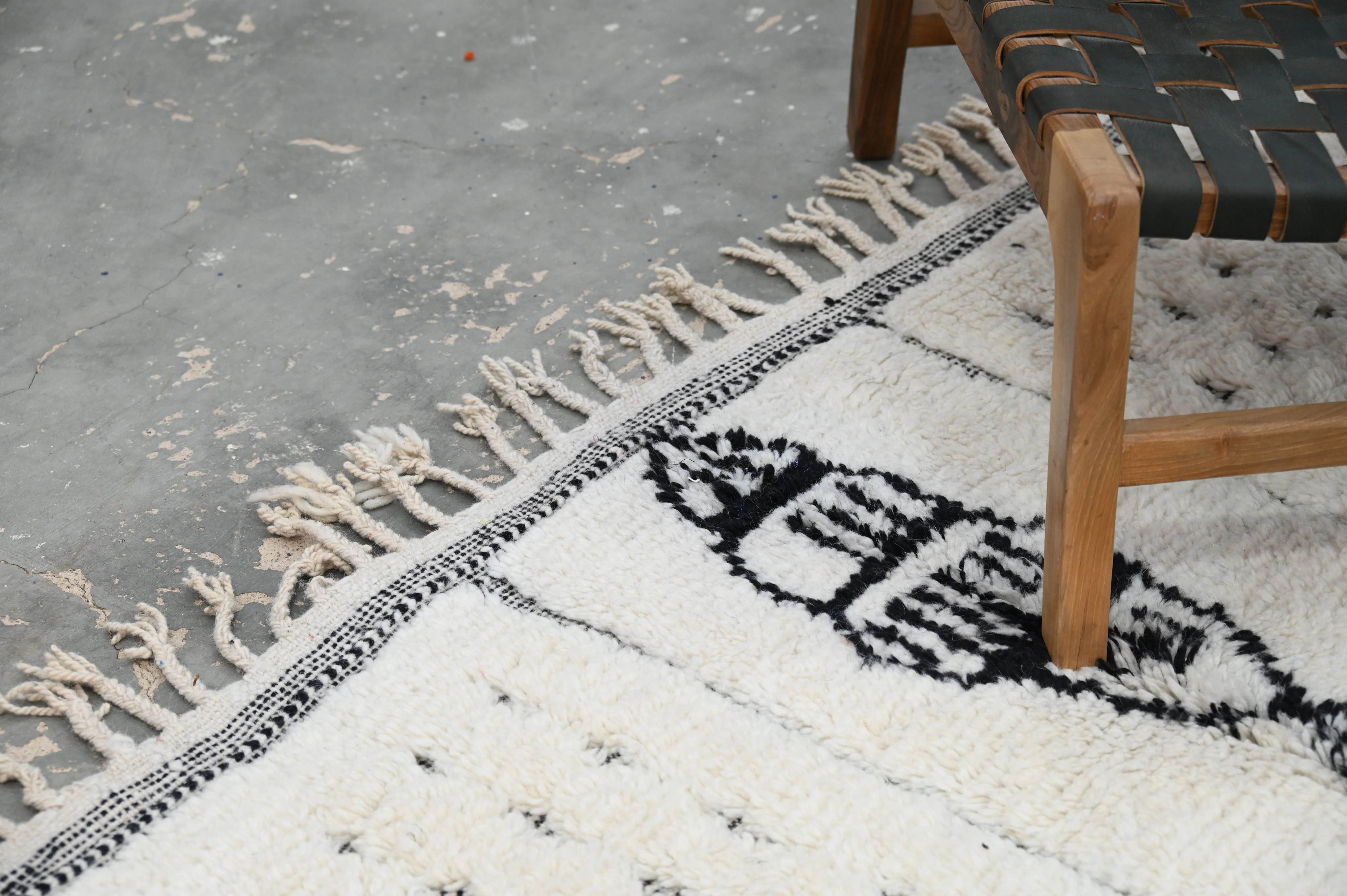 Beni Ouarain Rug, 245 x 140 cm, AZO-553 - Image 8