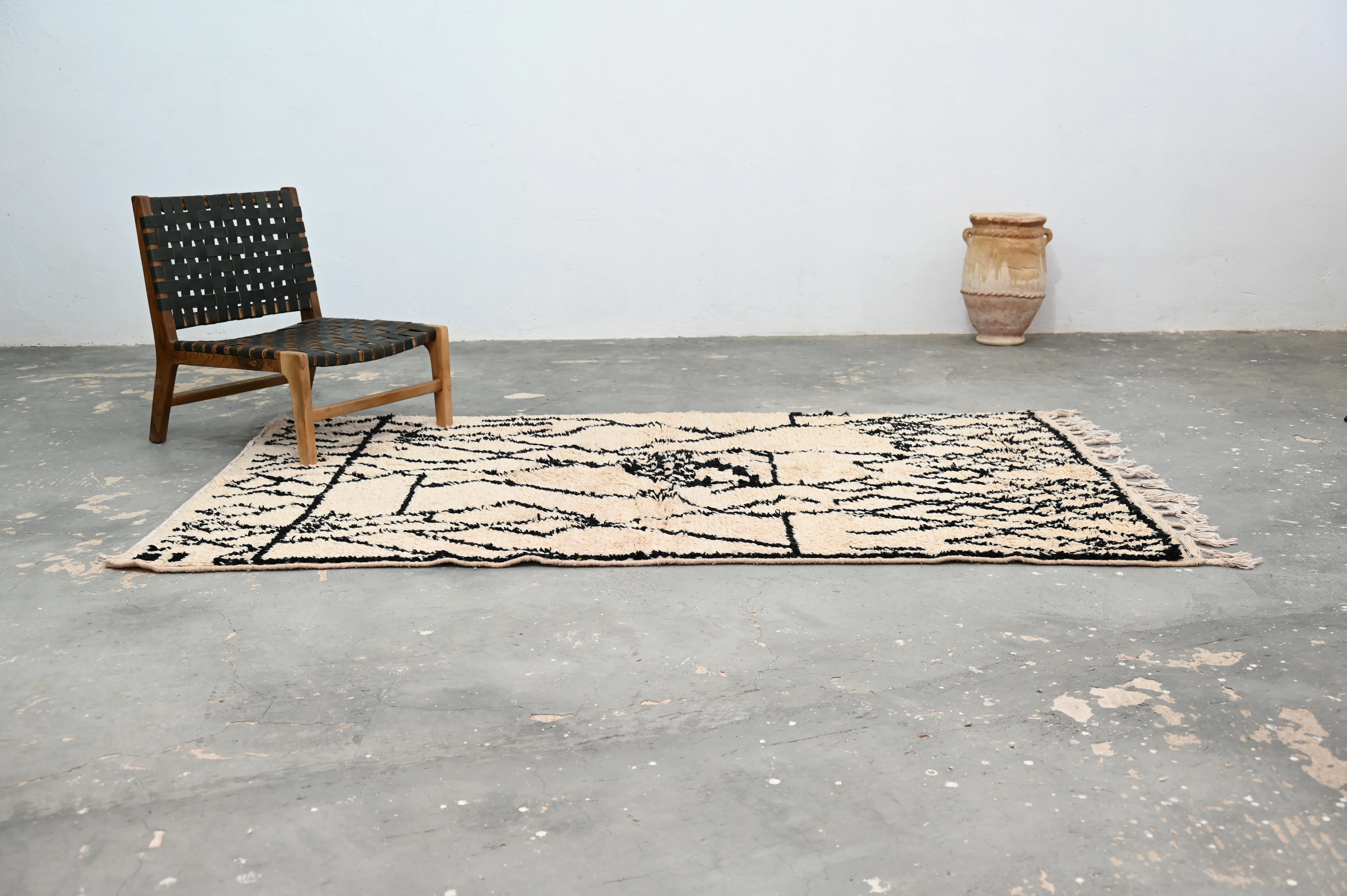 Beni Ouarain Rug, 245 x 150 cm, AZO-577 - Image 6