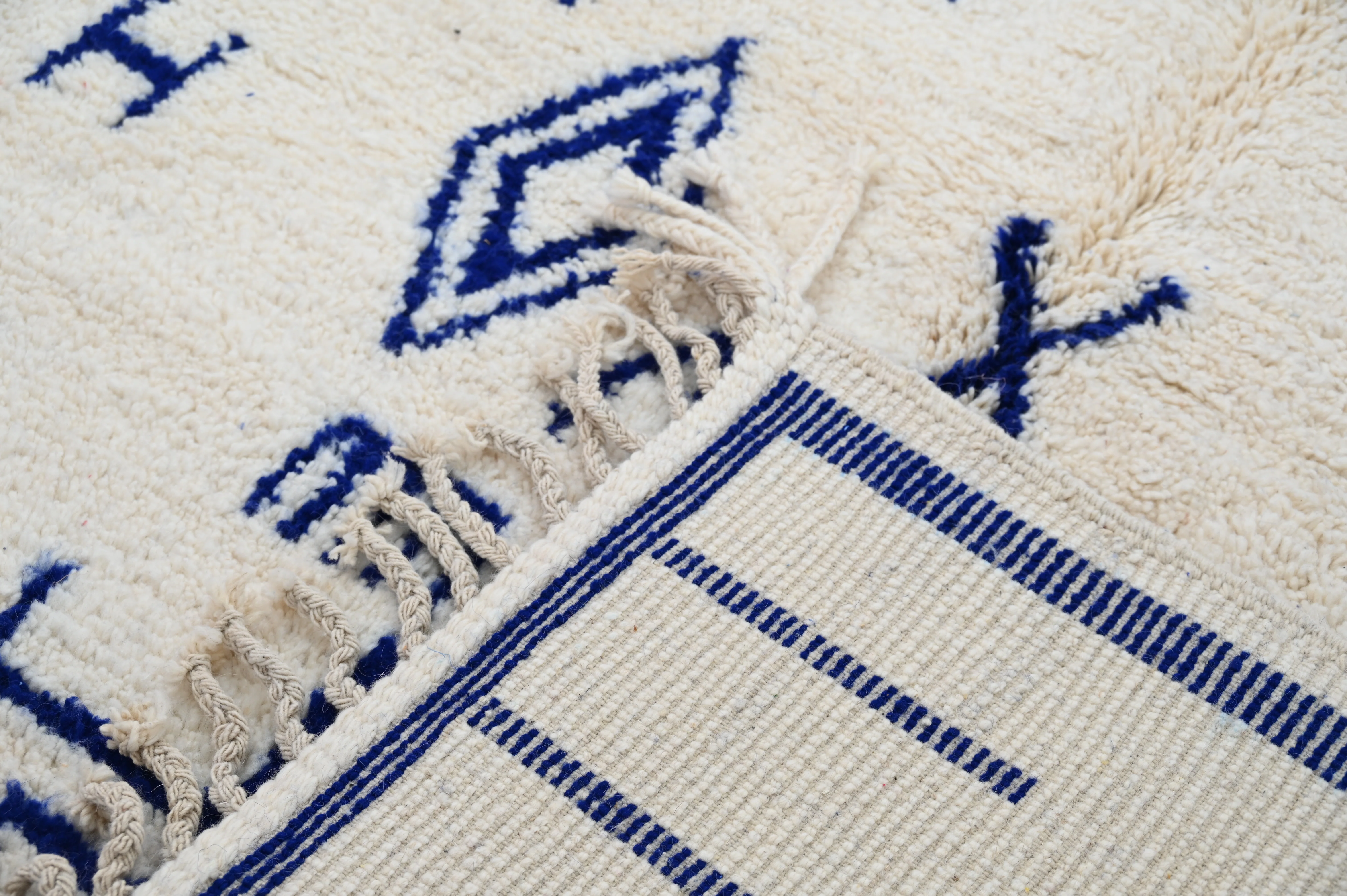 Beni Ouarain Rug, 250 x 170 cm, AZO-778 - Image 5