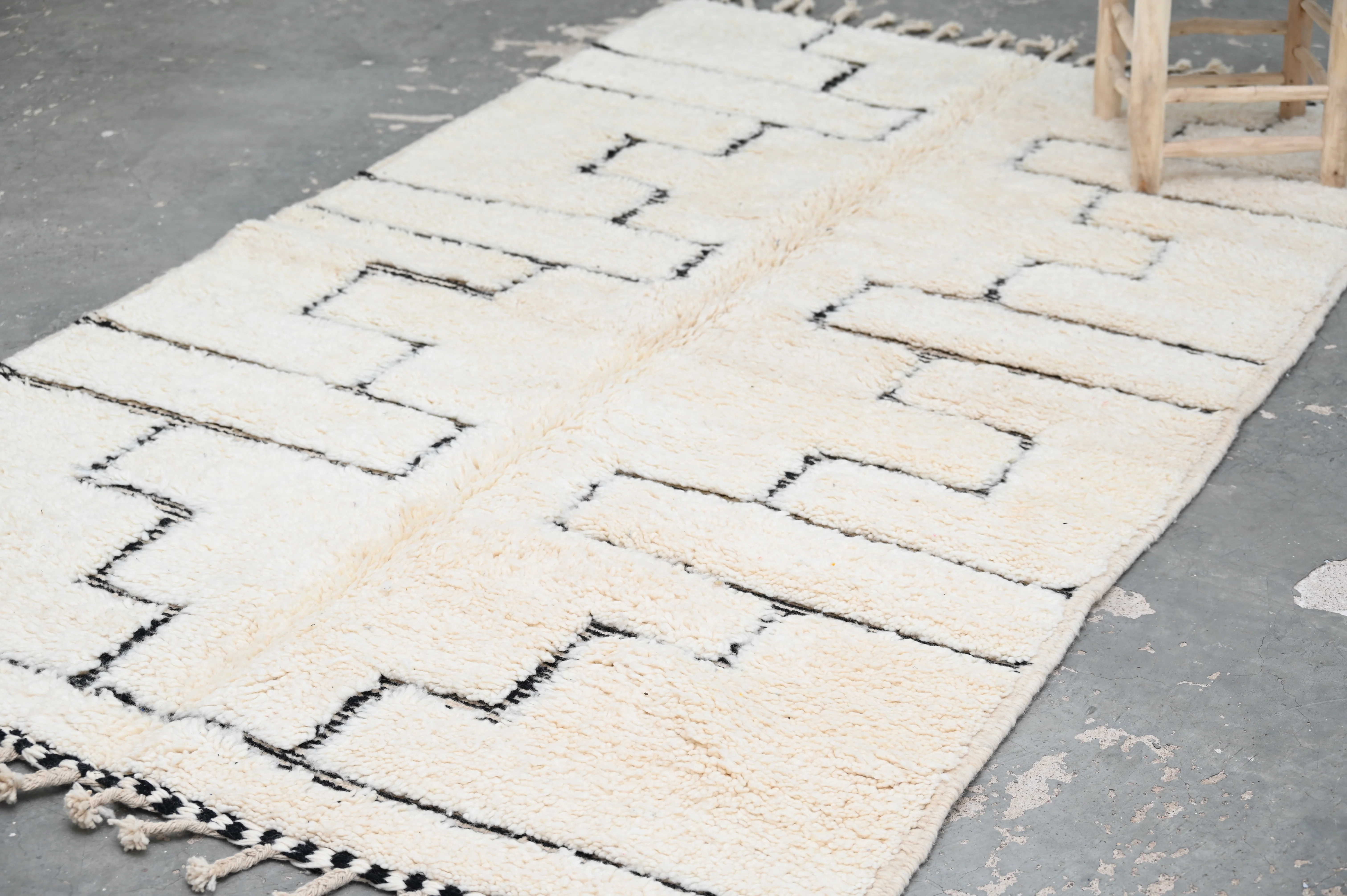 Beni Ouarain Rug, 250 x 145 cm, AZO-760 - Image 5