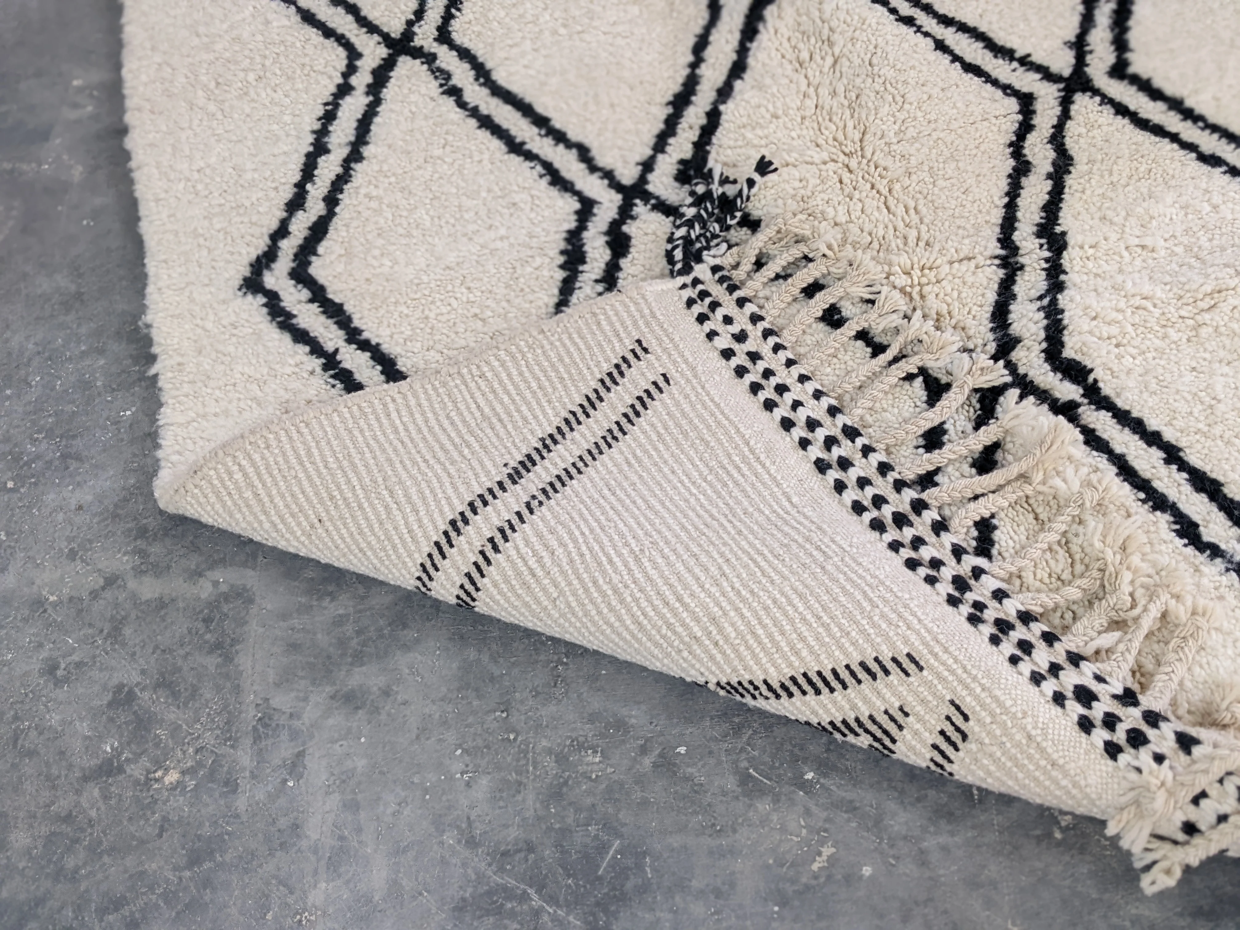 Beni Ouarain Rug, 250 x 160 cm || 8,2 x 5,25 feet, MS-347 - Image 4