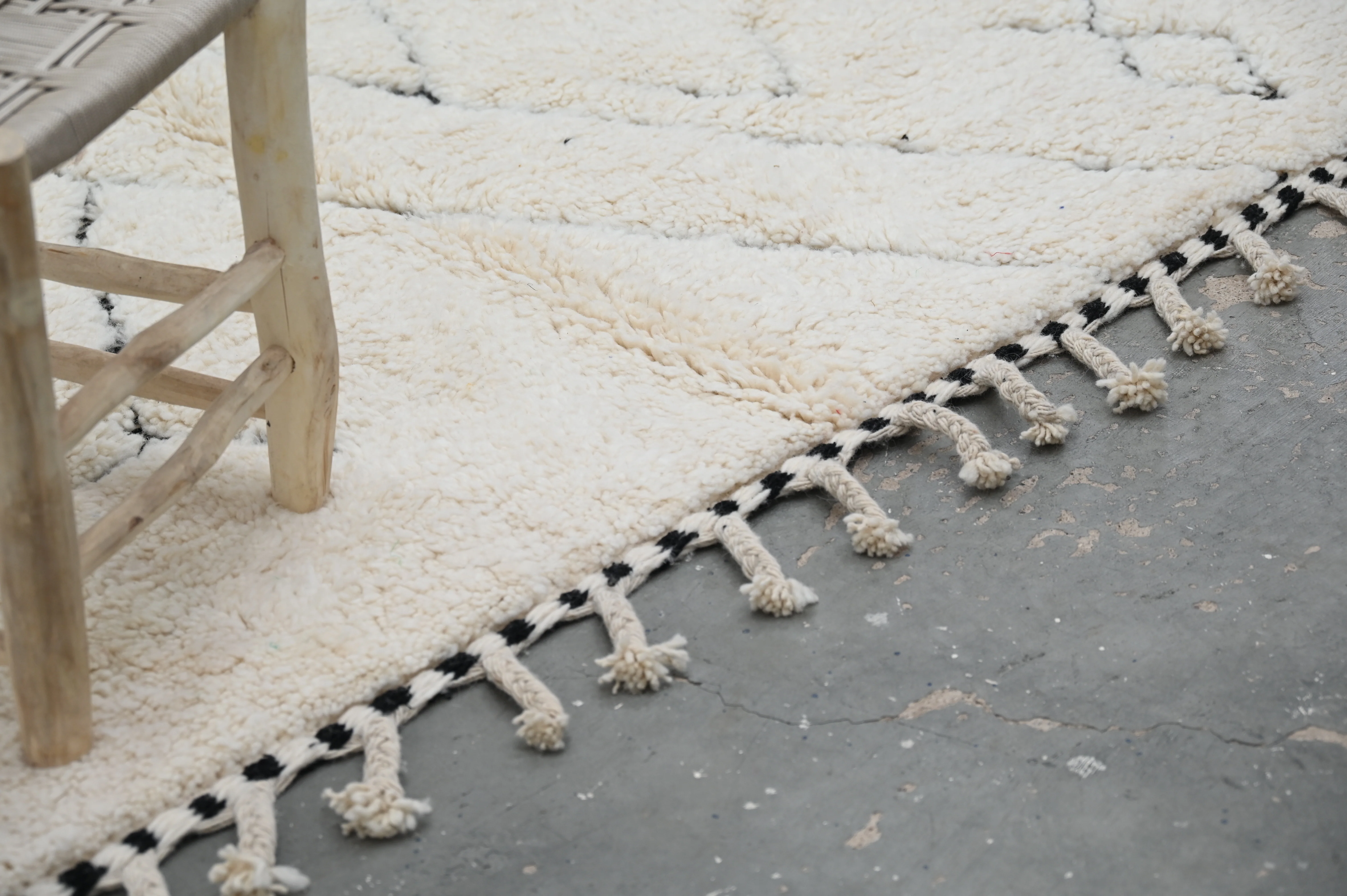 Beni Ouarain Rug, 250 x 160 cm, AZO-763 - Image 3
