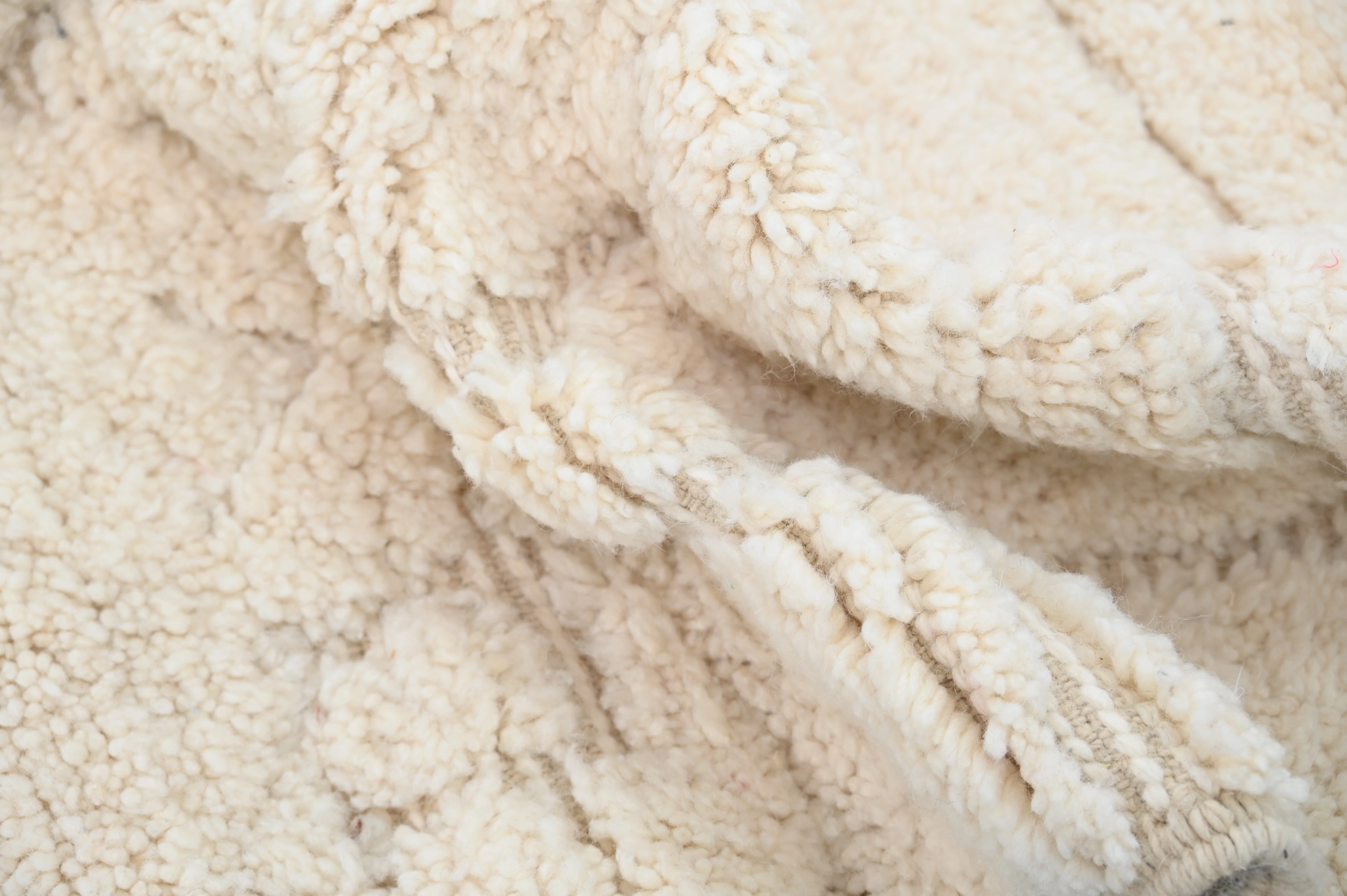 Beni Ouarain Rug, 250 x 165 cm, AZO-753 - Image 5