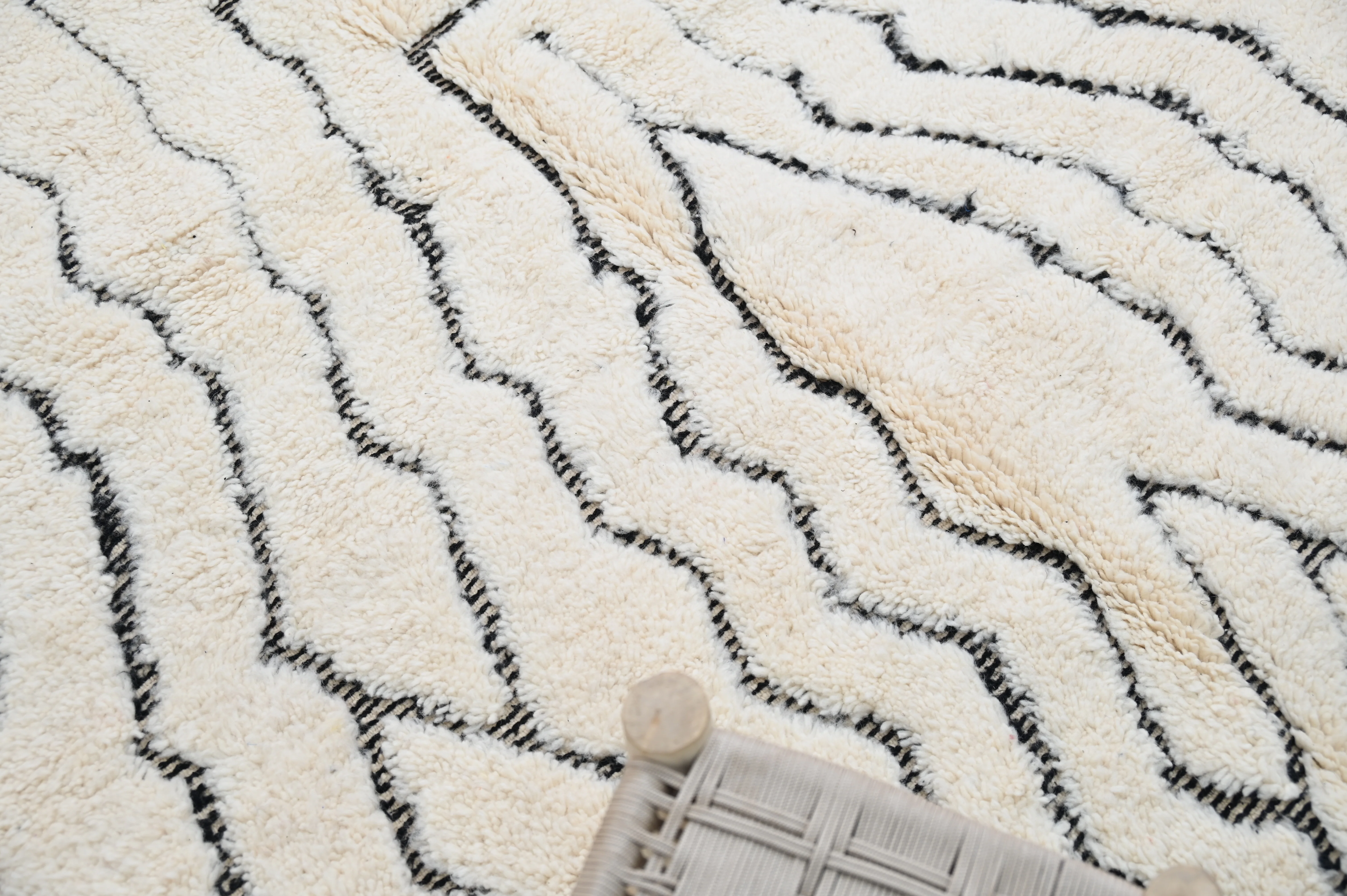 Beni Ouarain Rug, 250 x 165 cm, AZO-776 - Image 4