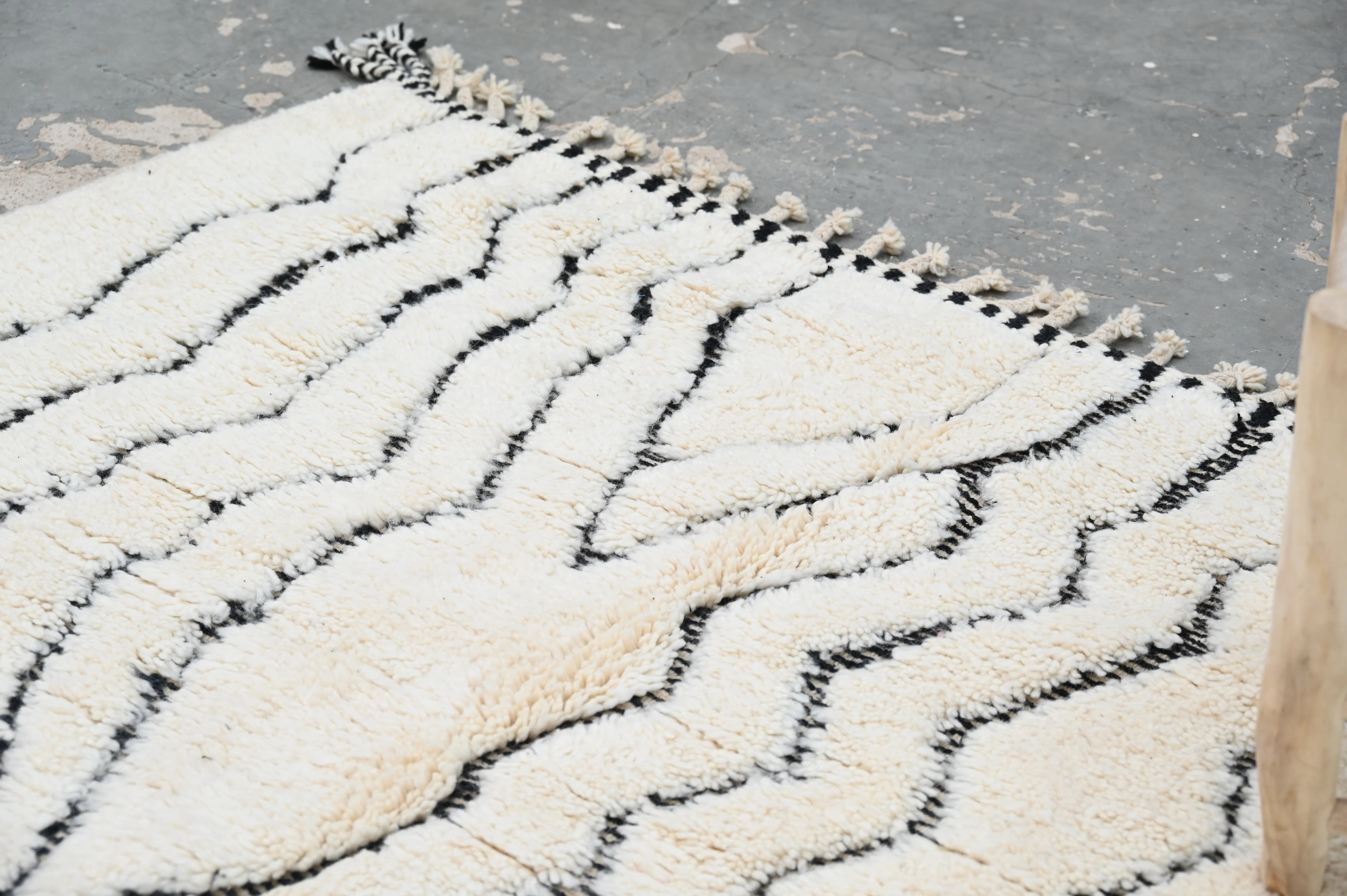 Beni Ouarain Rug, 250 x 165 cm, AZO-776 - Image 5
