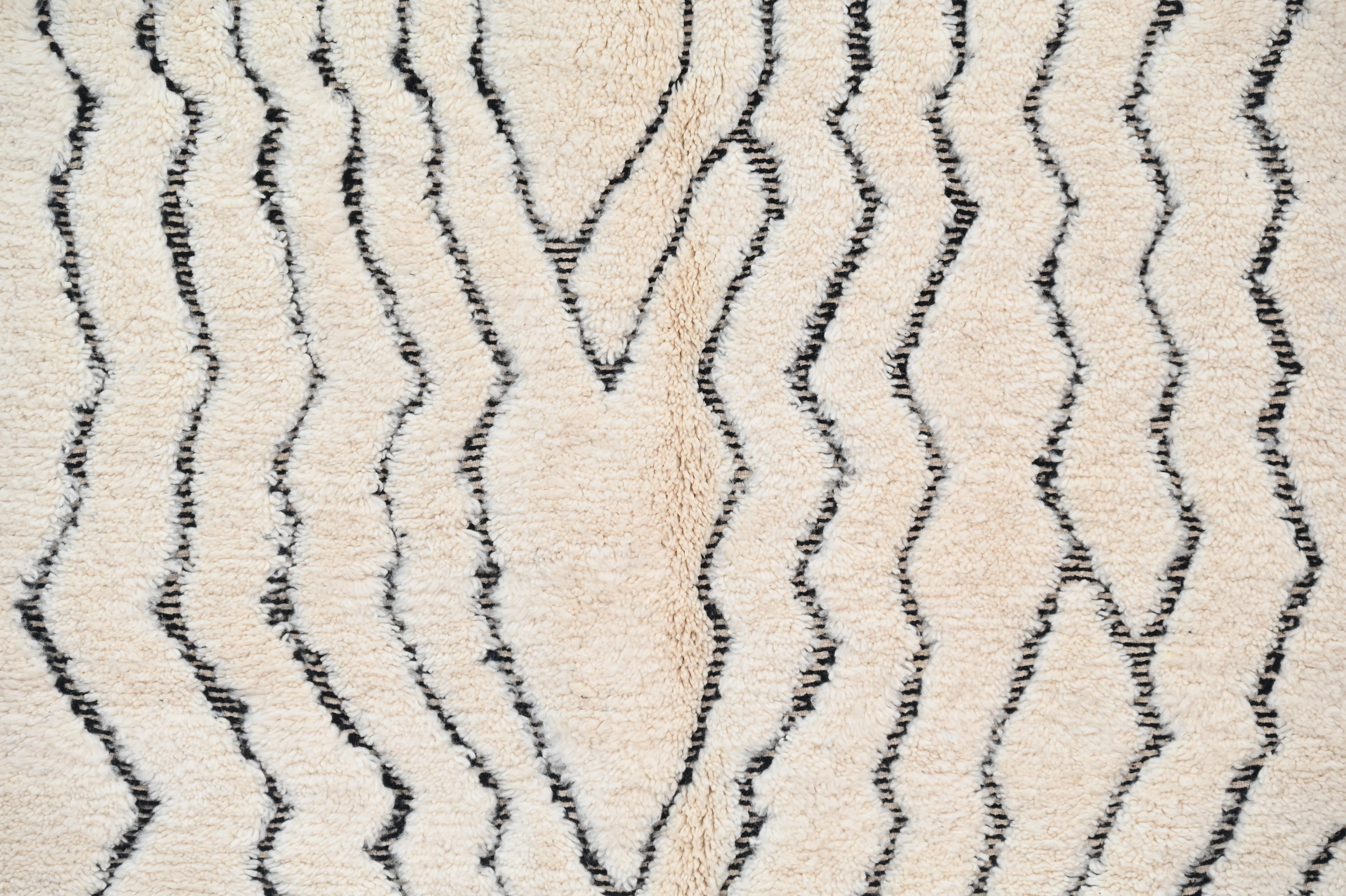 Beni Ouarain Rug, 250 x 165 cm, AZO-776 - Image 8