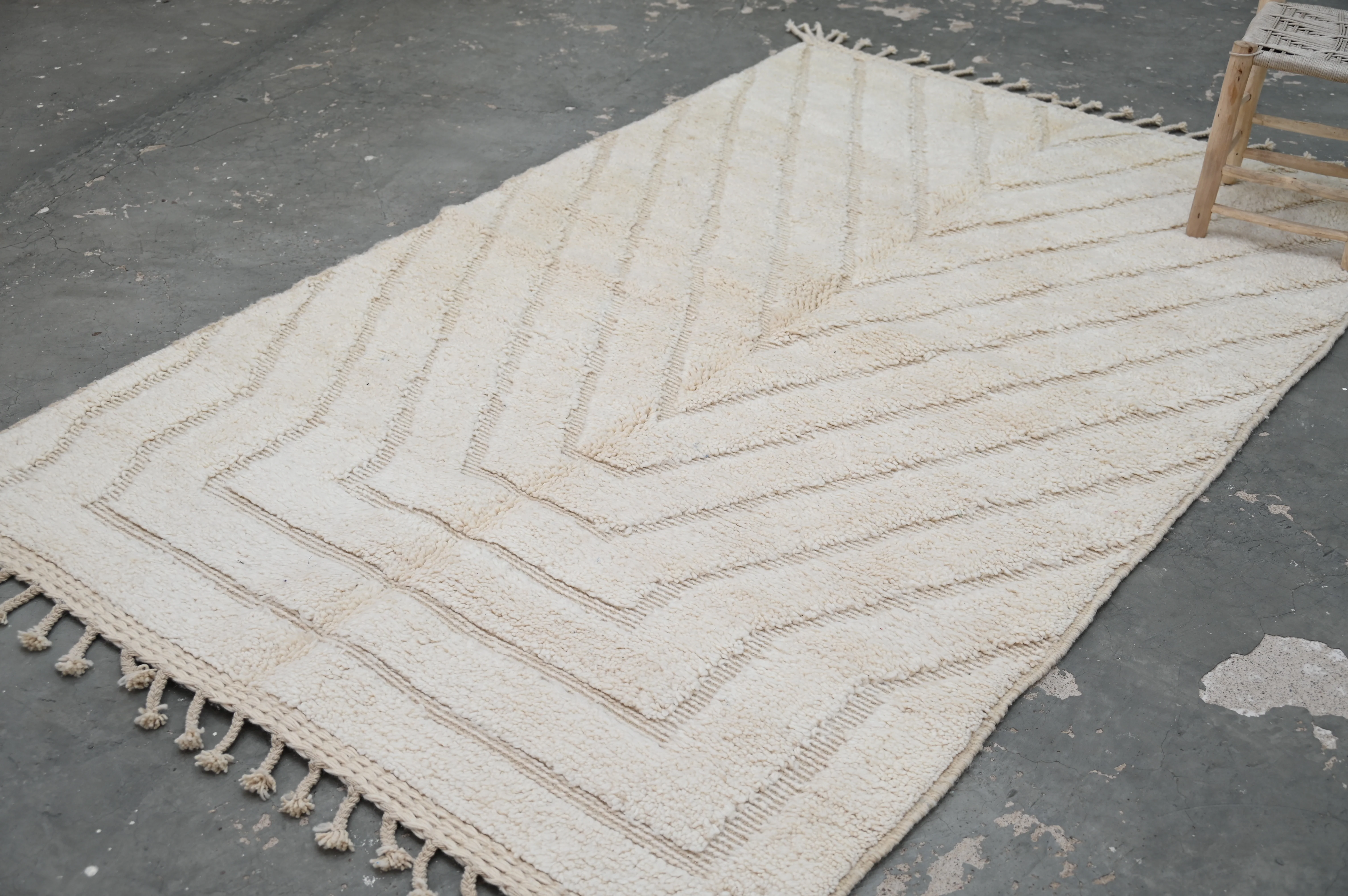Beni Ouarain Rug, 255 x 160 cm, AZO-759 - Image 4
