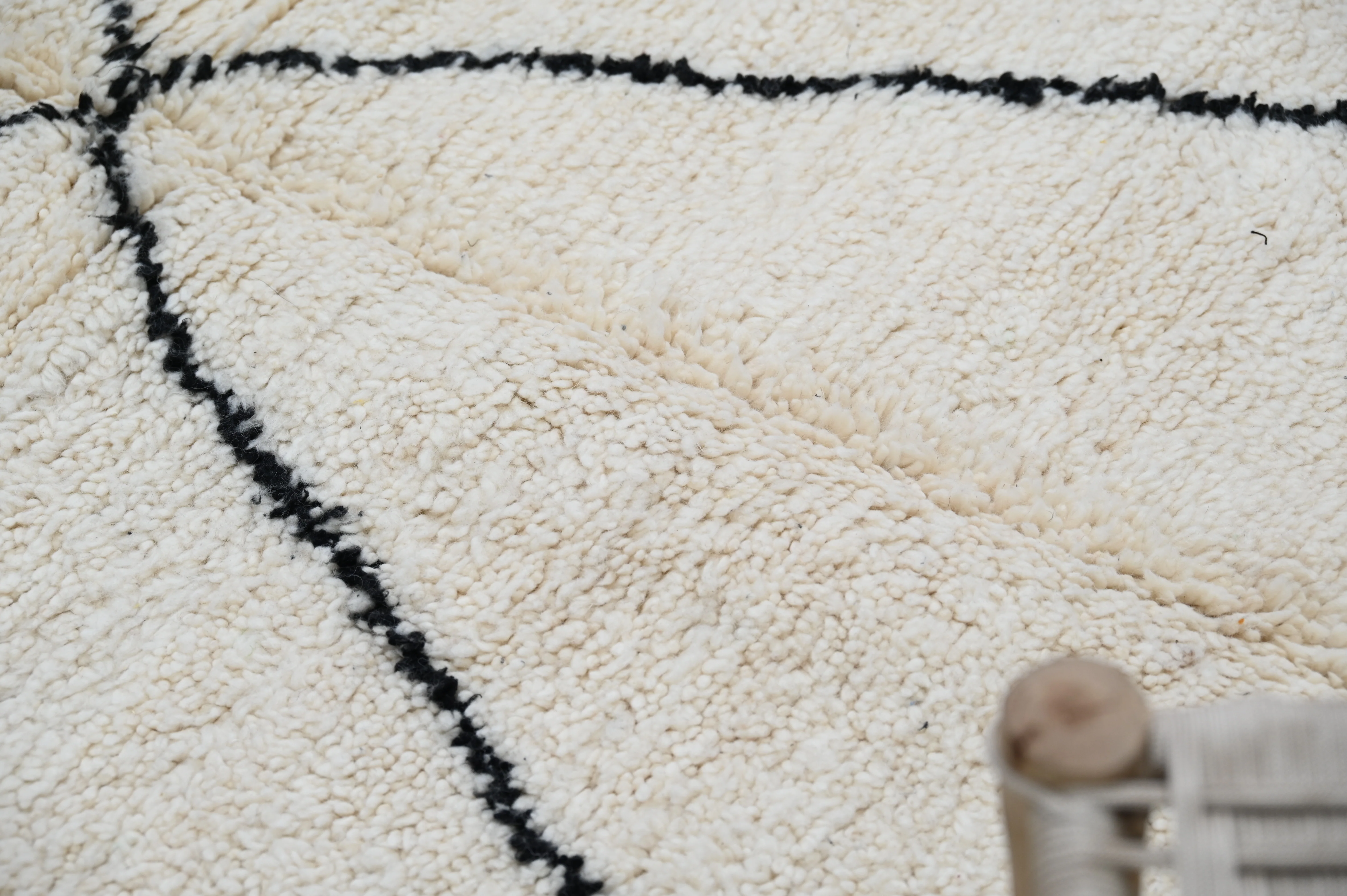 Beni Ouarain Rug, 260 x 165 cm, AZO-766 - Image 3