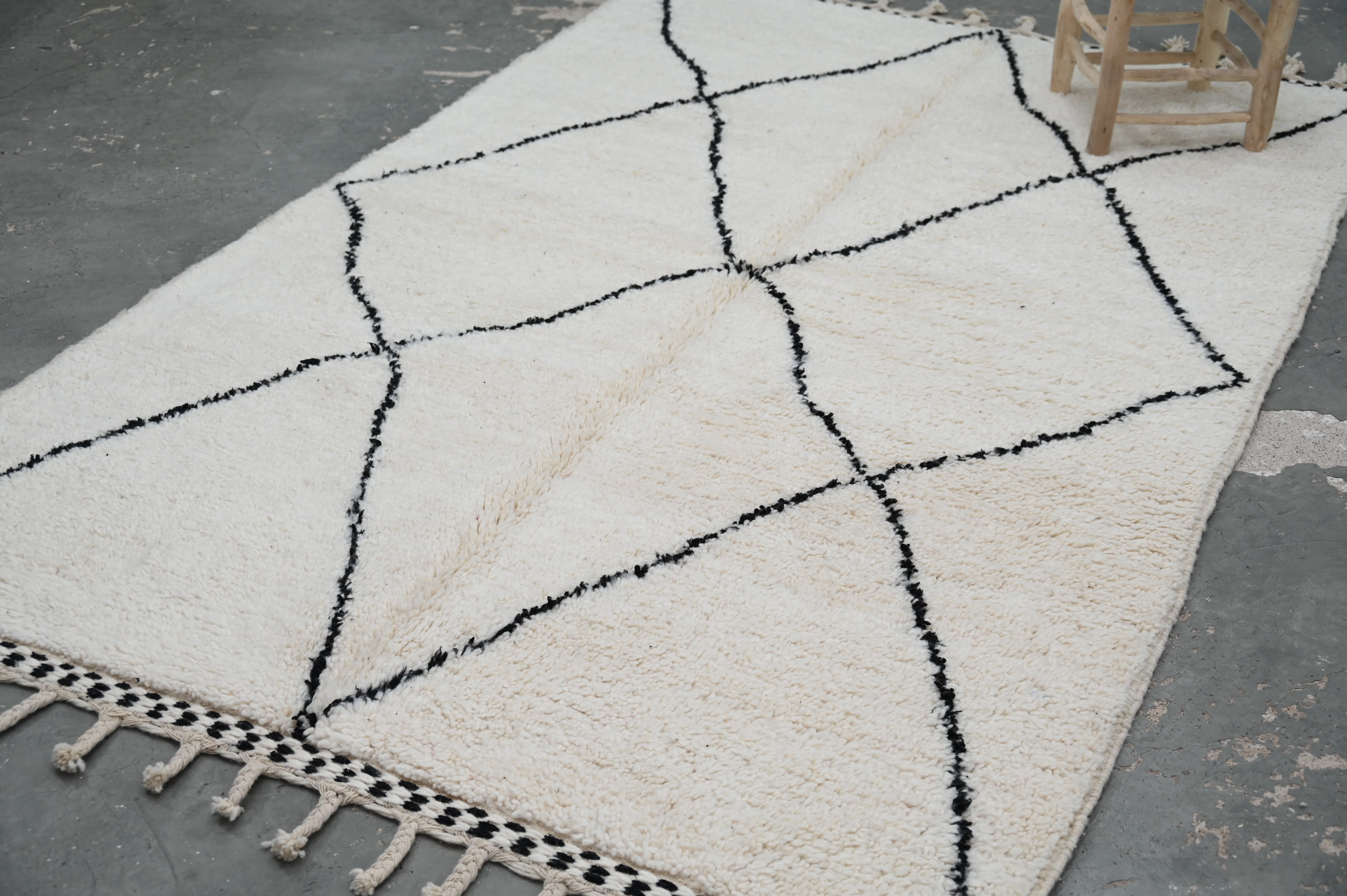 Beni Ouarain Rug, 260 x 165 cm, AZO-766 - Image 7