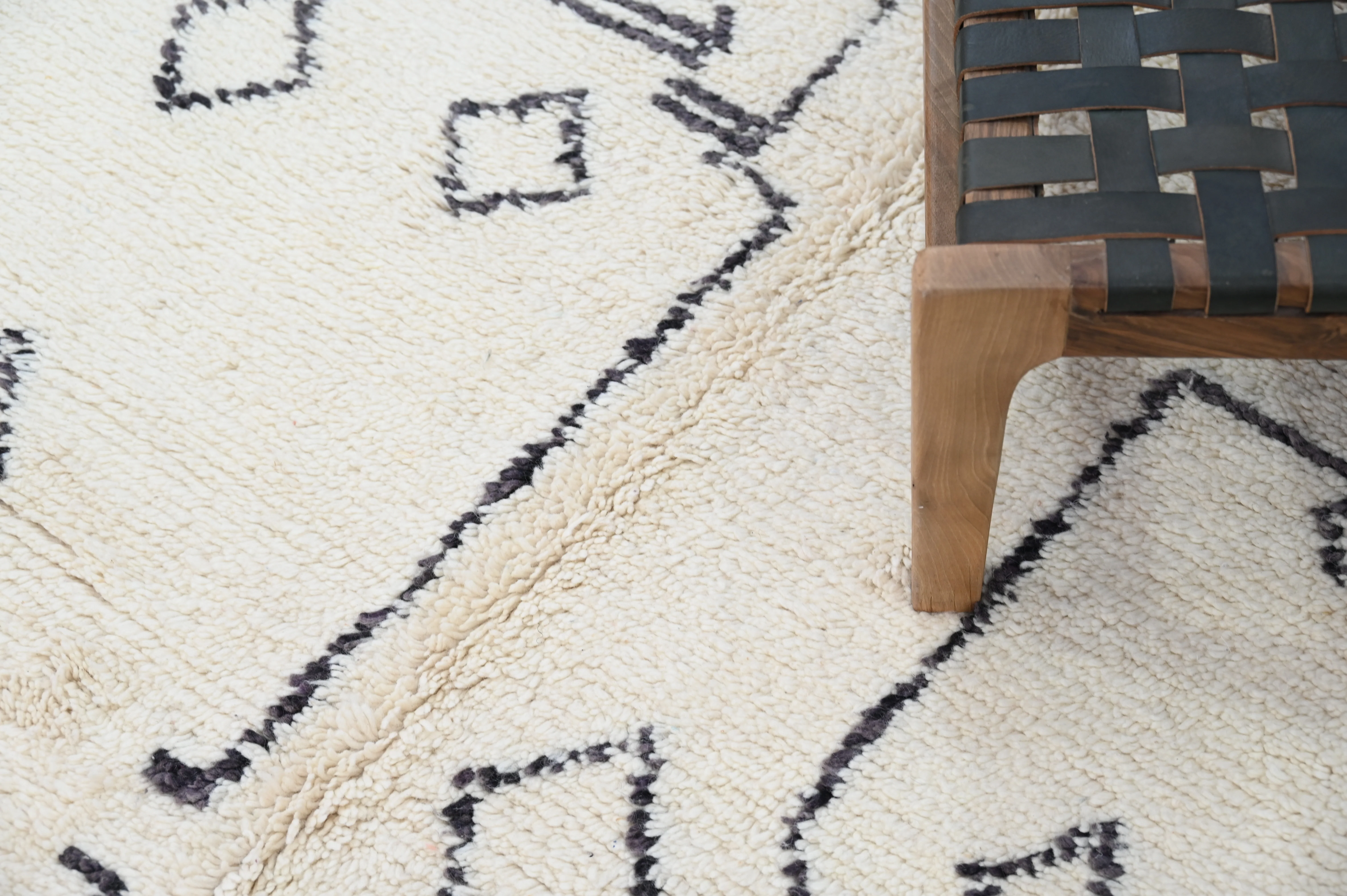 Beni Ouarain Rug, 270 x 150 cm, AZO-641 - Image 2
