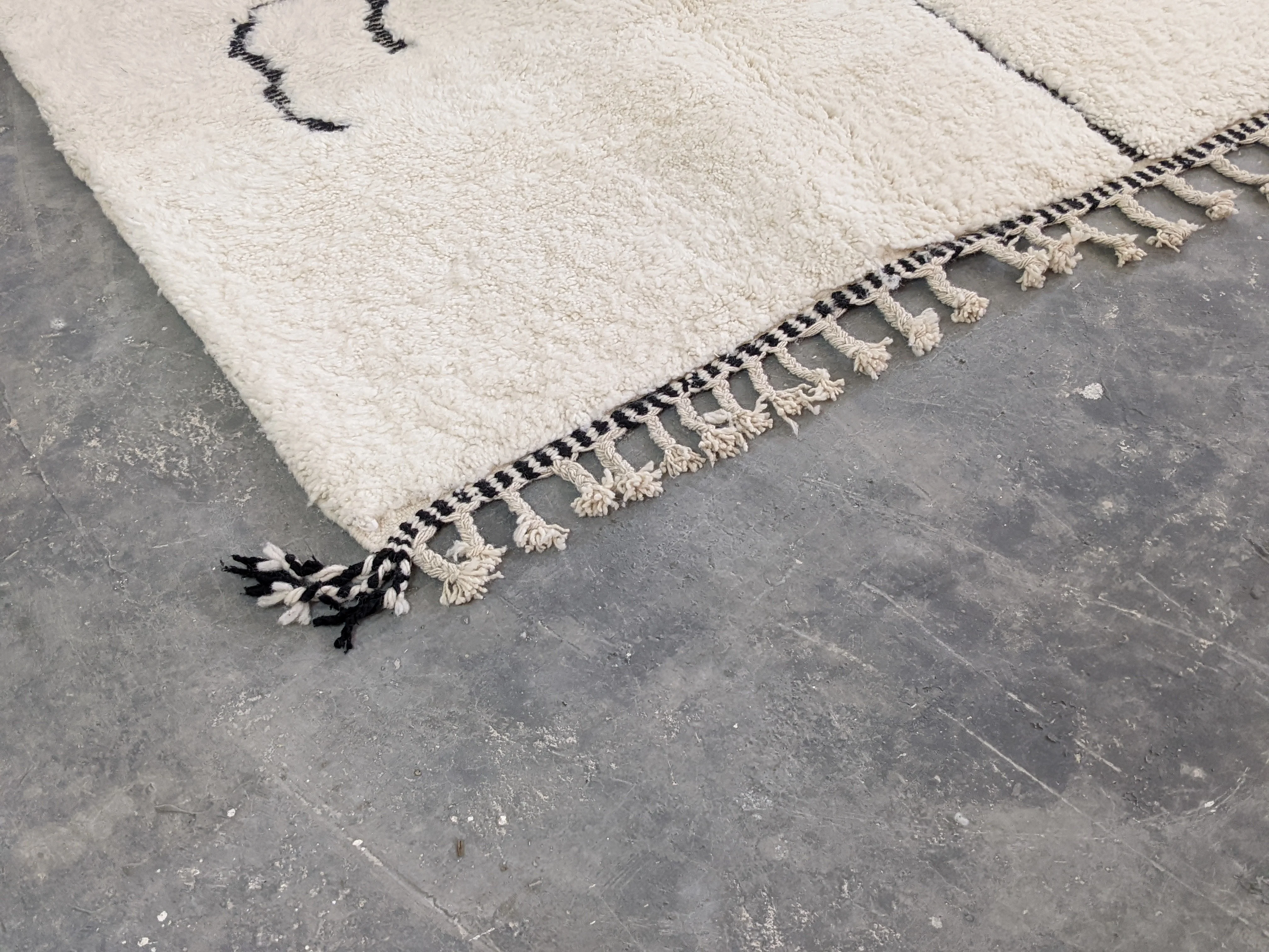 Beni Ouarain Rug – Pre-Order #368 - Image 3
