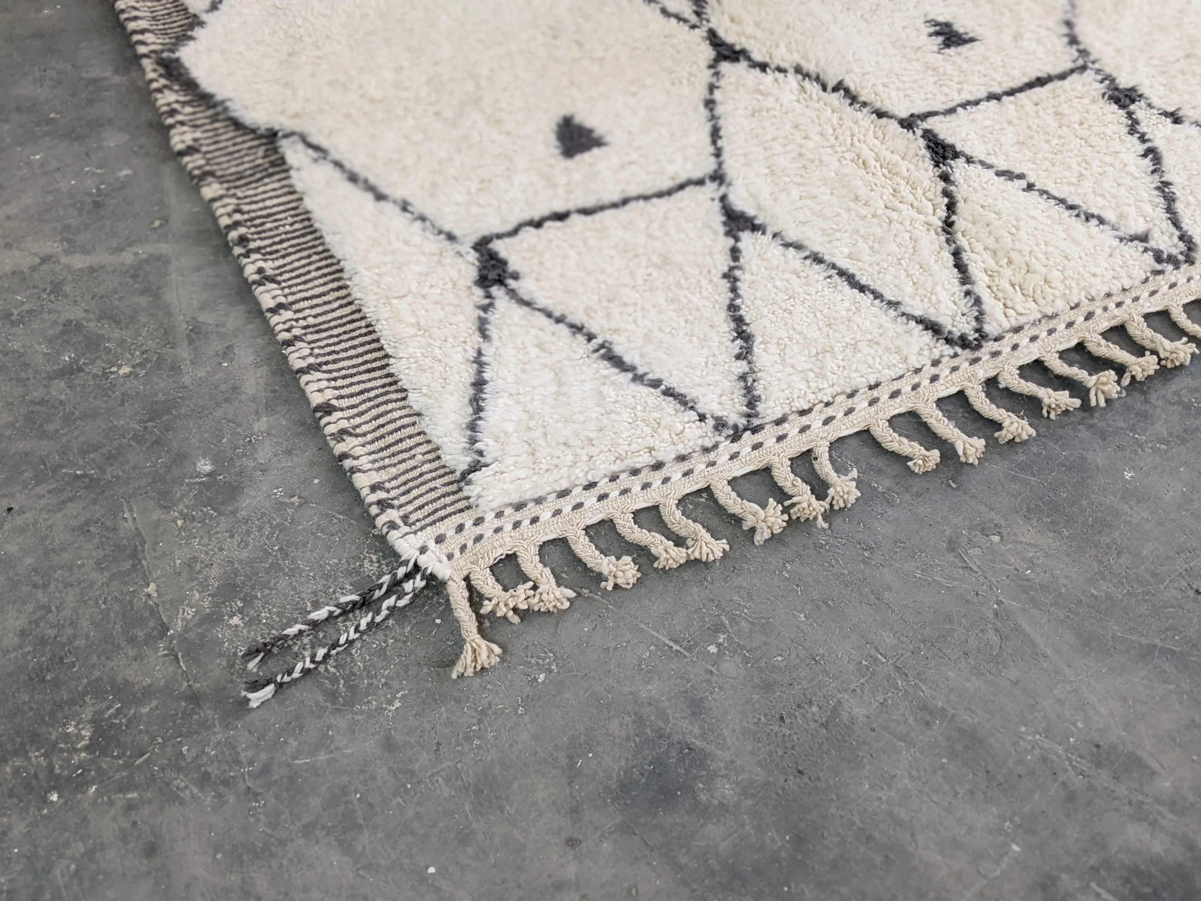 Beni Ouarain Rug – Pre-Order #377 - Image 4