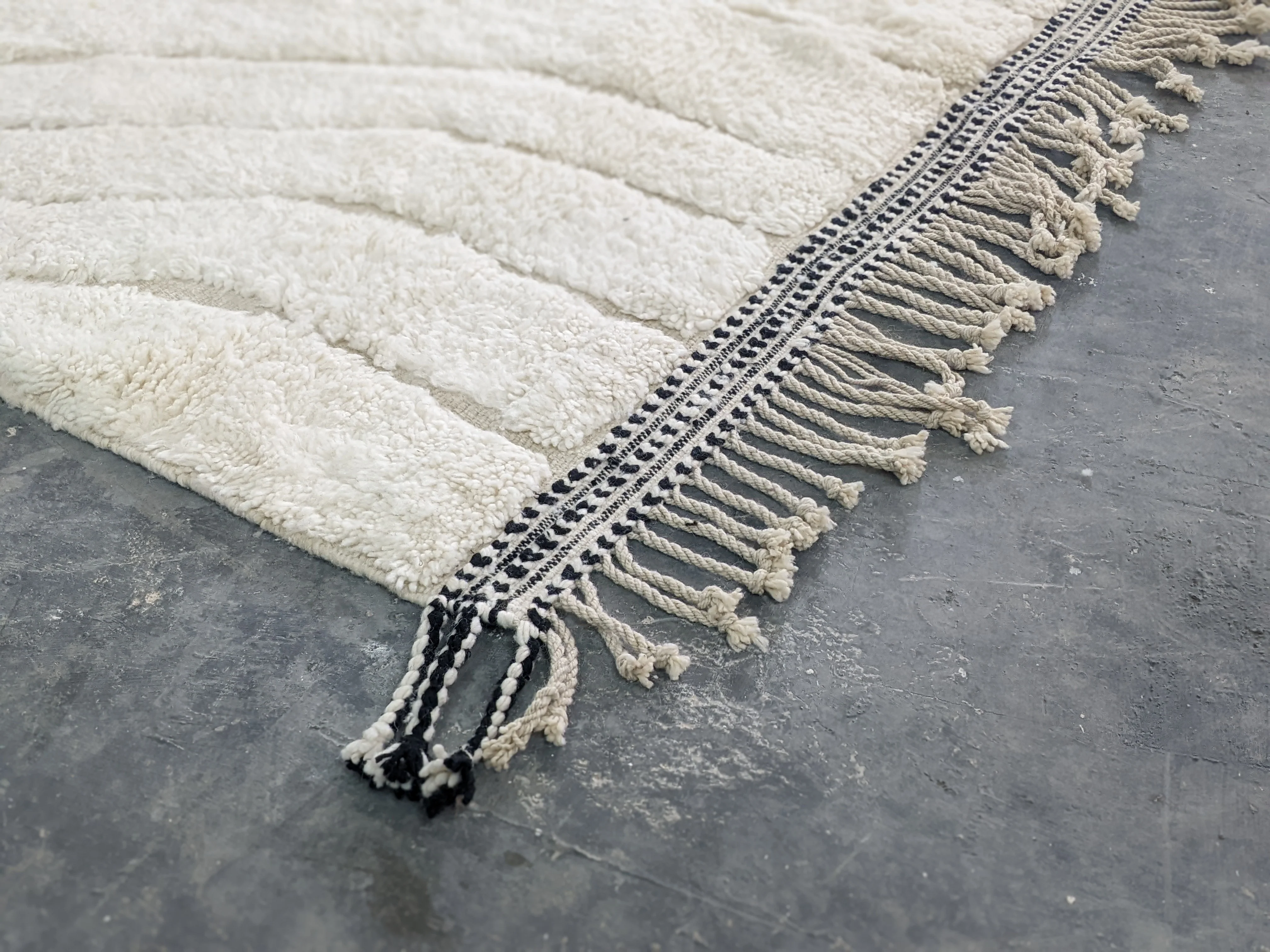 Beni Ouarain Rug – Pre-Order #G347 - Image 4