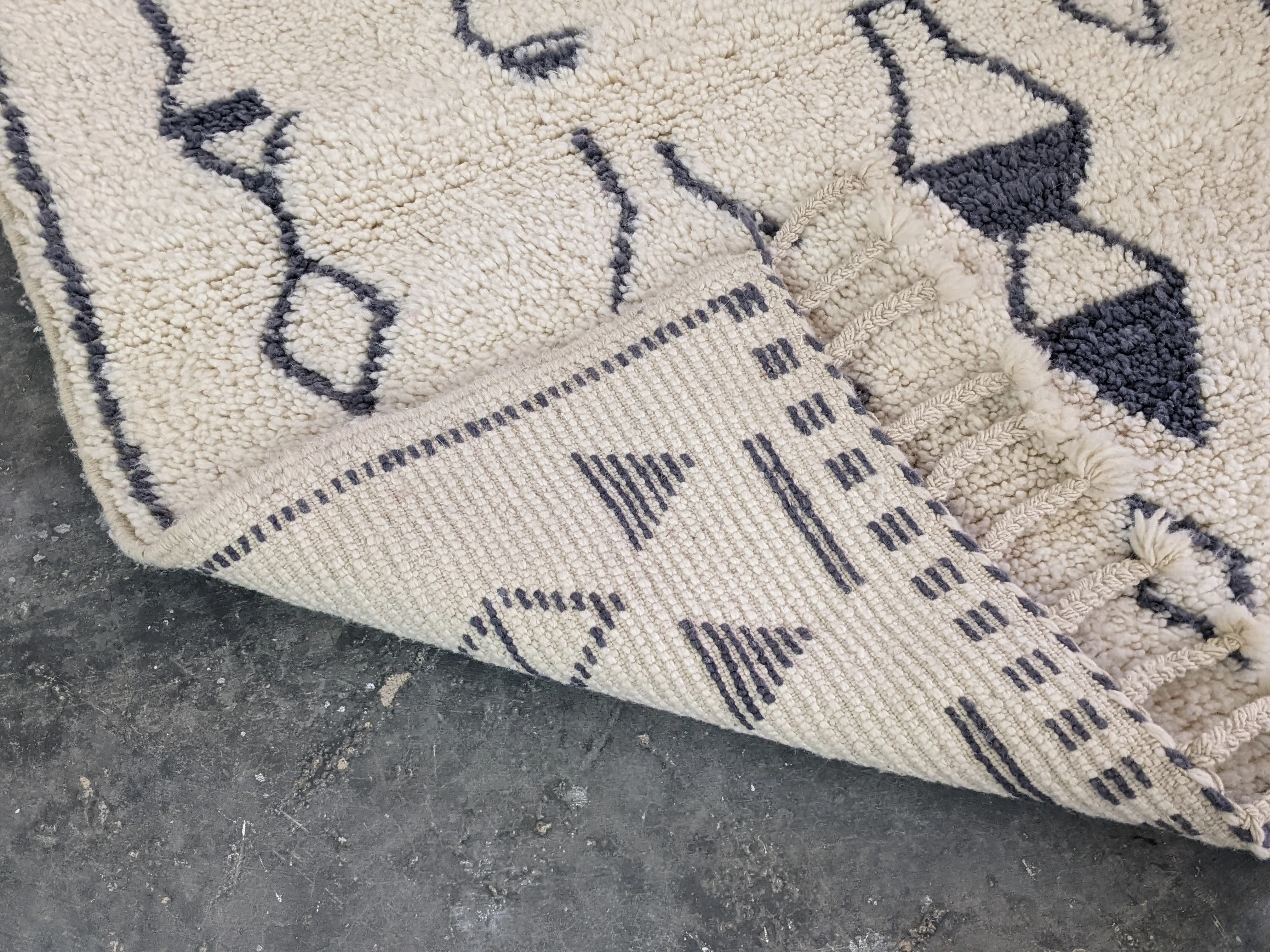Beni Ouarain Rug – Pre-Order #P168 - Image 3