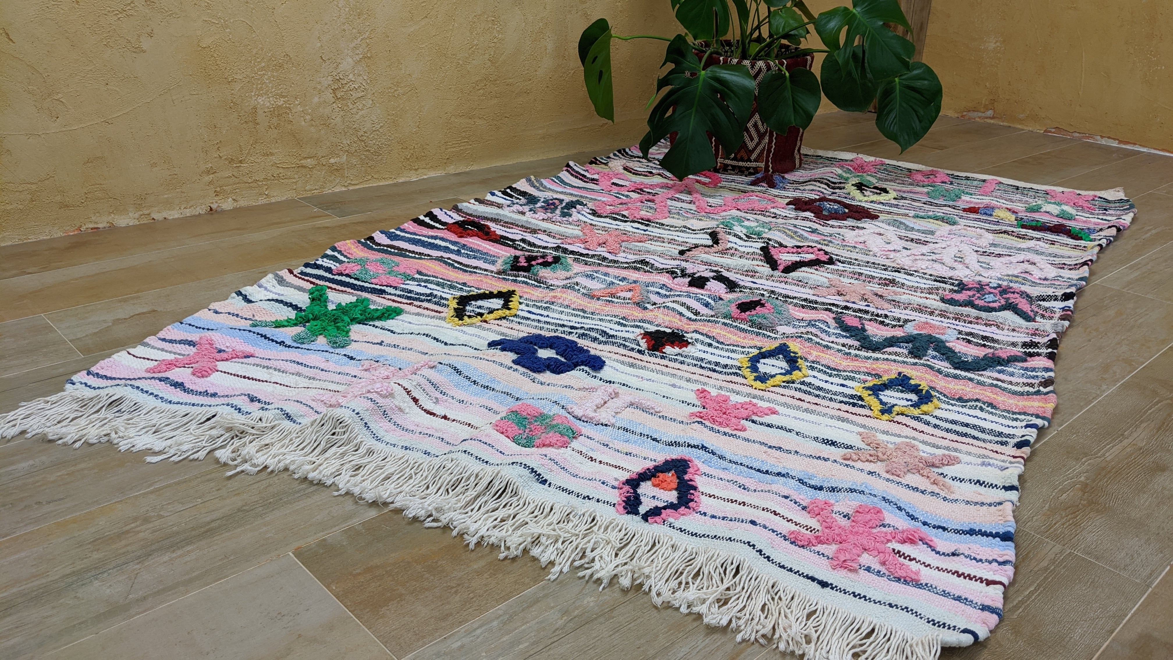 Boucherouite Rug, 200 x 118 cm || 6.56 x 3.87 feet - Image 7