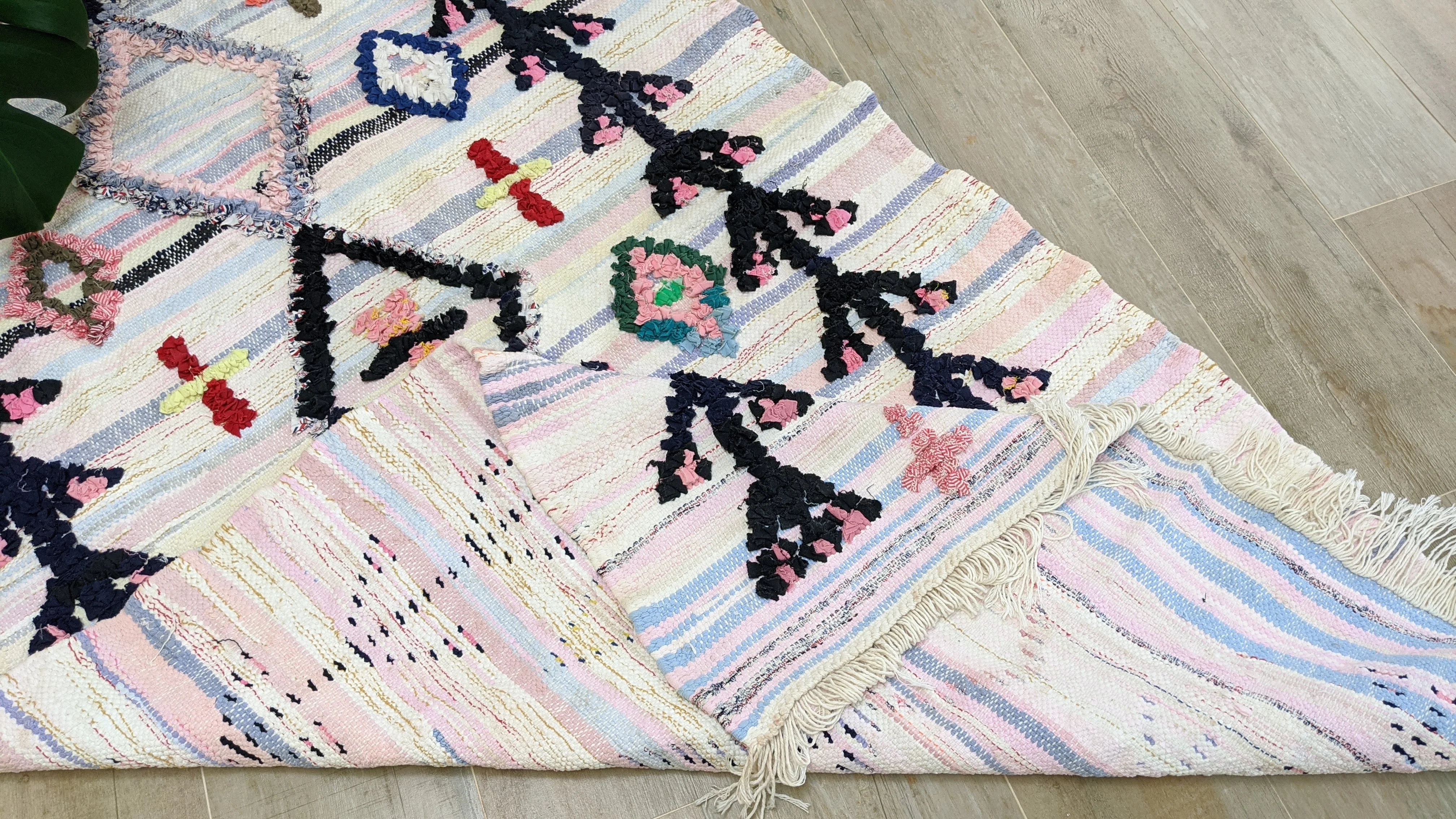 Boucherouite Rug, 205 x 110 cm || 6.73 x 3.61 feet - Image 7