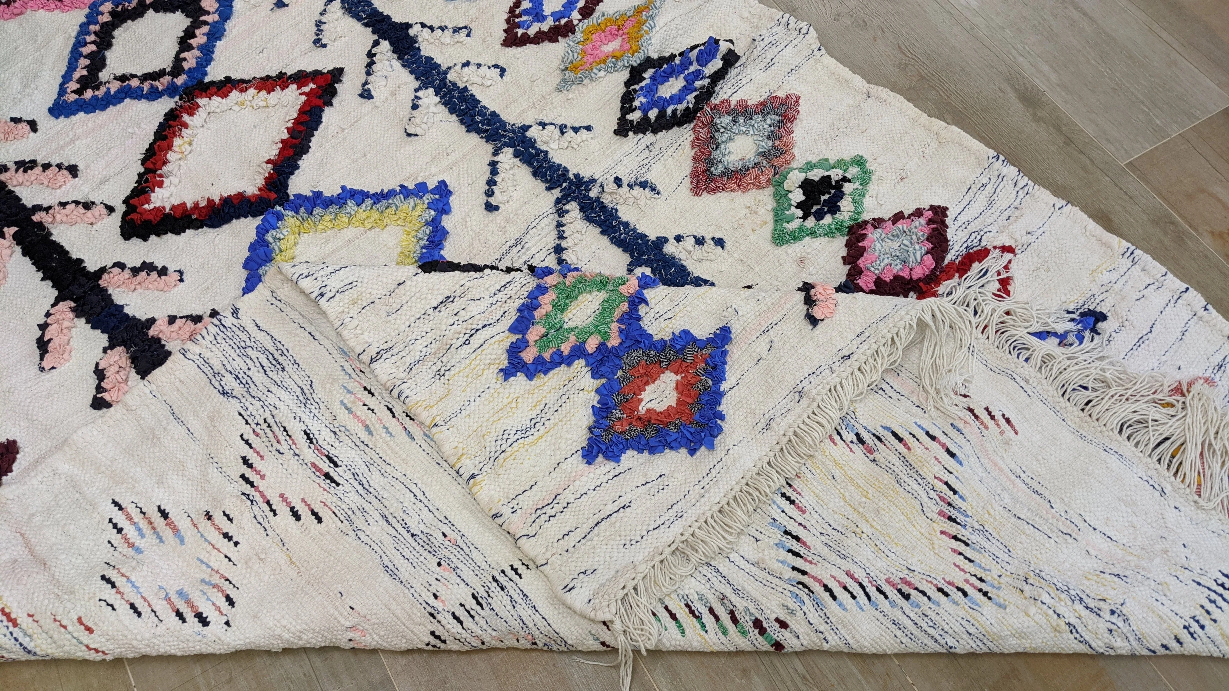 Boucherouite Rug, 205 x 125 cm || 6.73 x 4.1 feet - Image 6