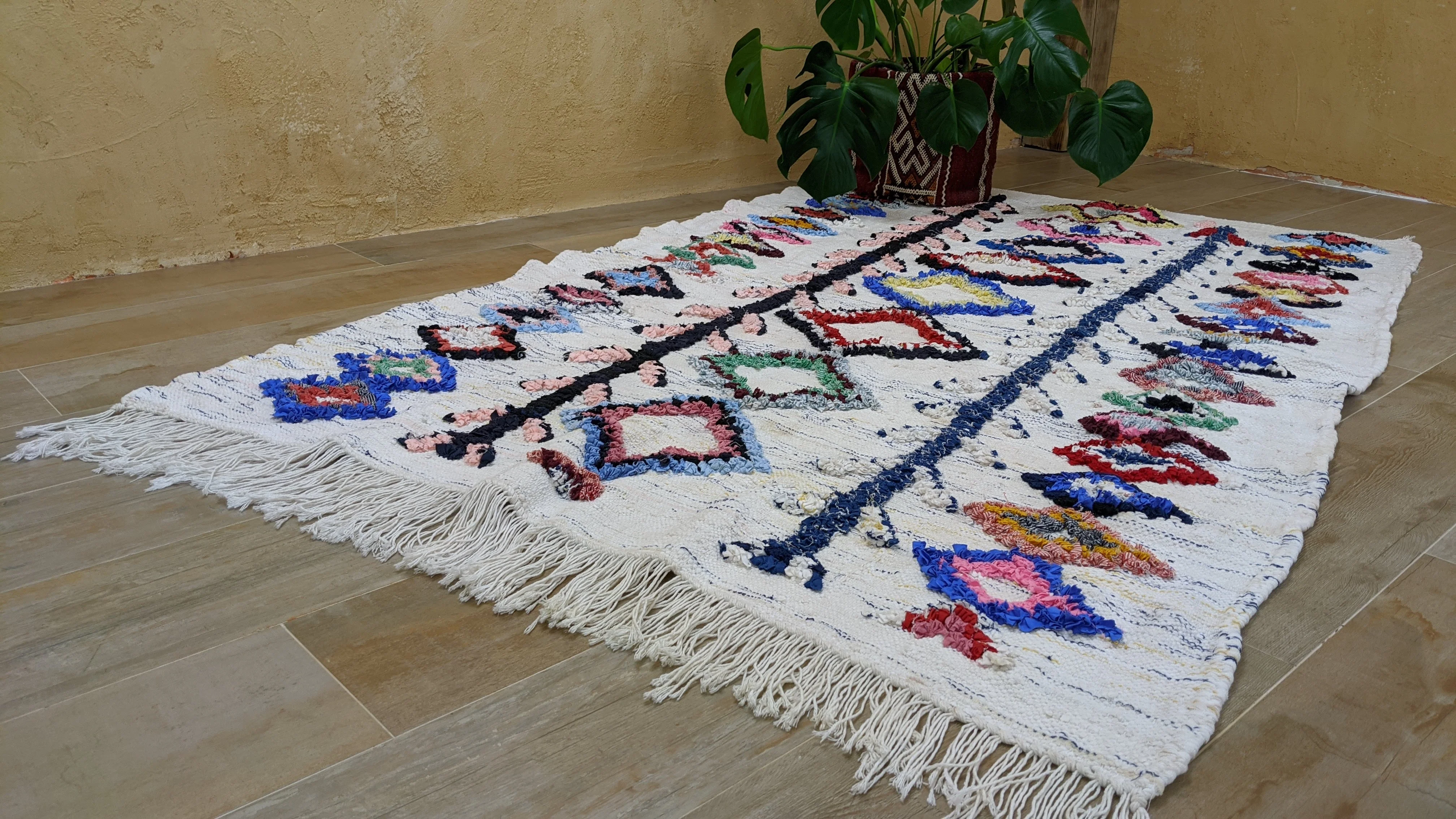 Boucherouite Rug, 205 x 125 cm || 6.73 x 4.1 feet - Image 7