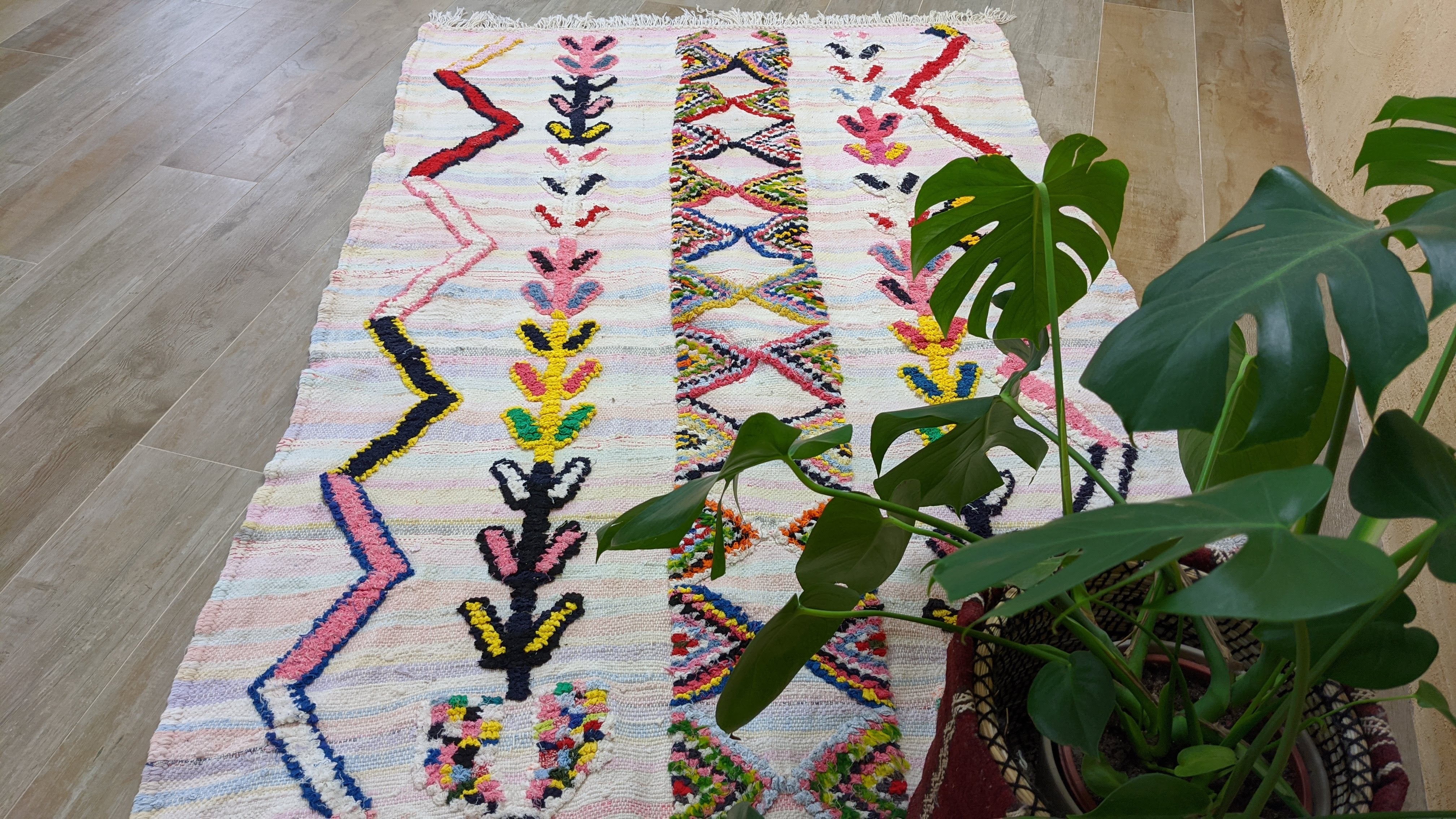 Boucherouite Rug, 210 x 120 cm || 6.89 x 3.94 feet - Image 4