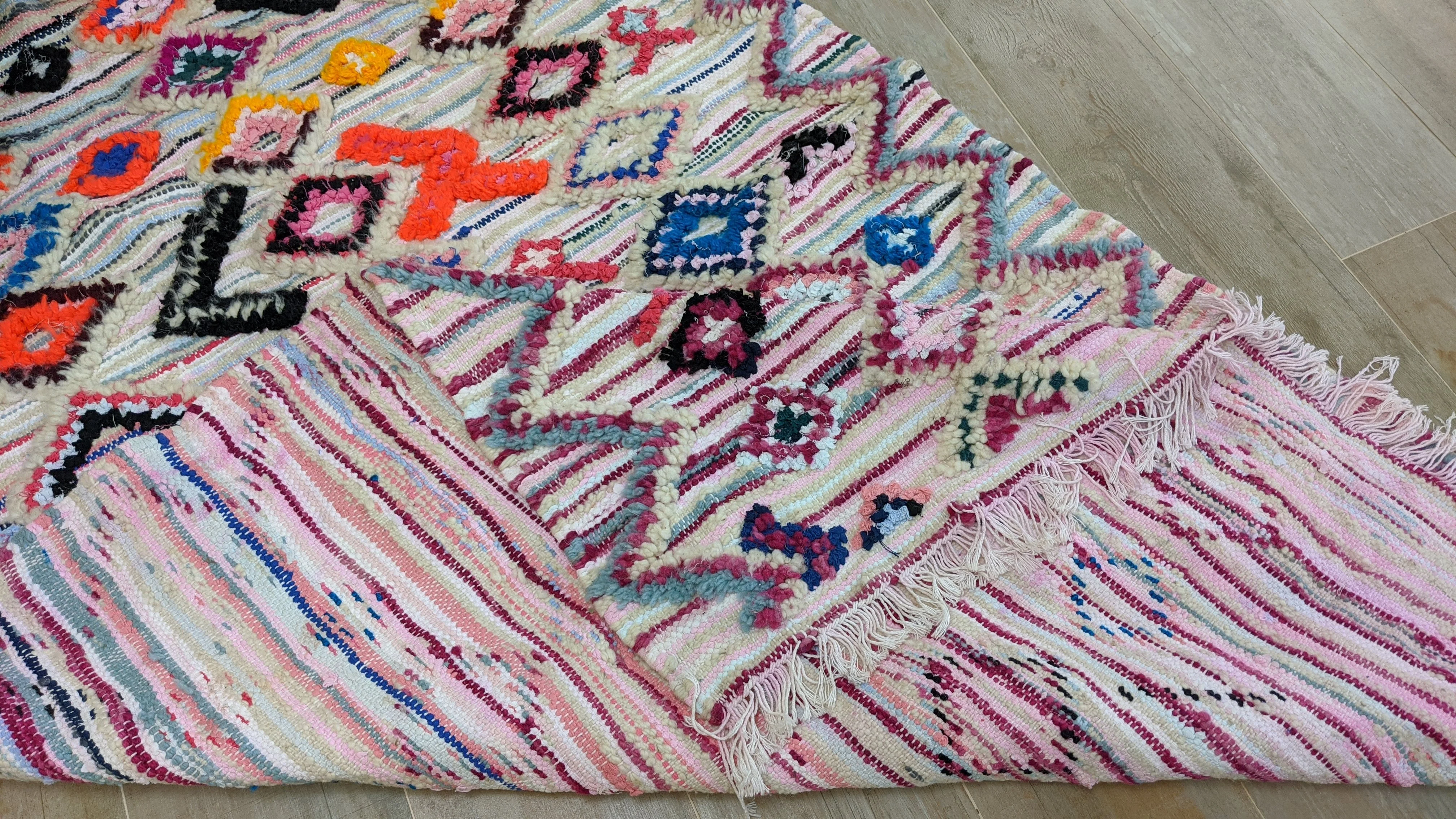 Boucherouite Rug, 210 x 125 cm || 6.89 x 4.1 feet - Image 6