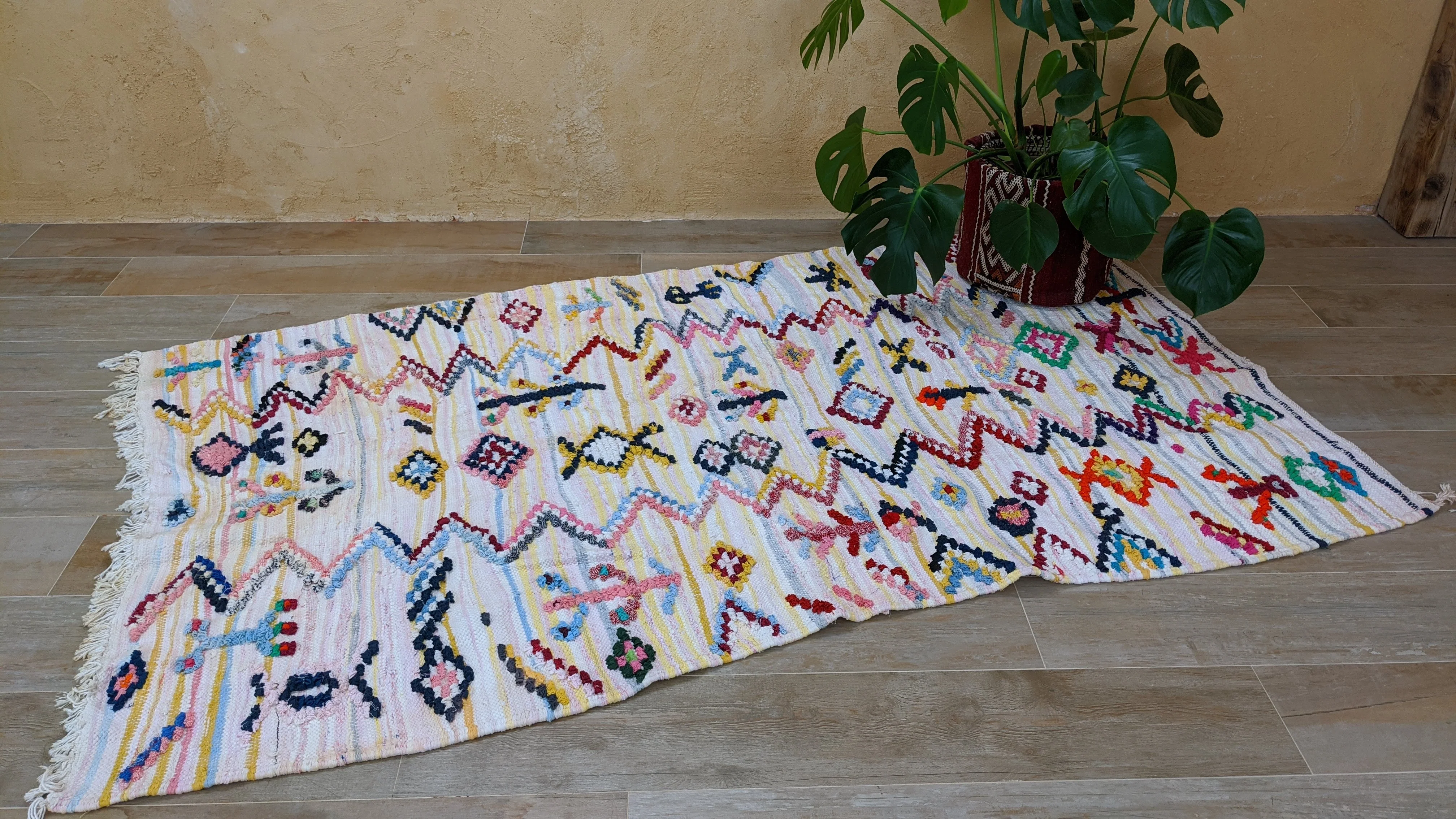 Boucherouite Rug, 215 x 120 cm || 7.05 x 3.94 feet - Image 3