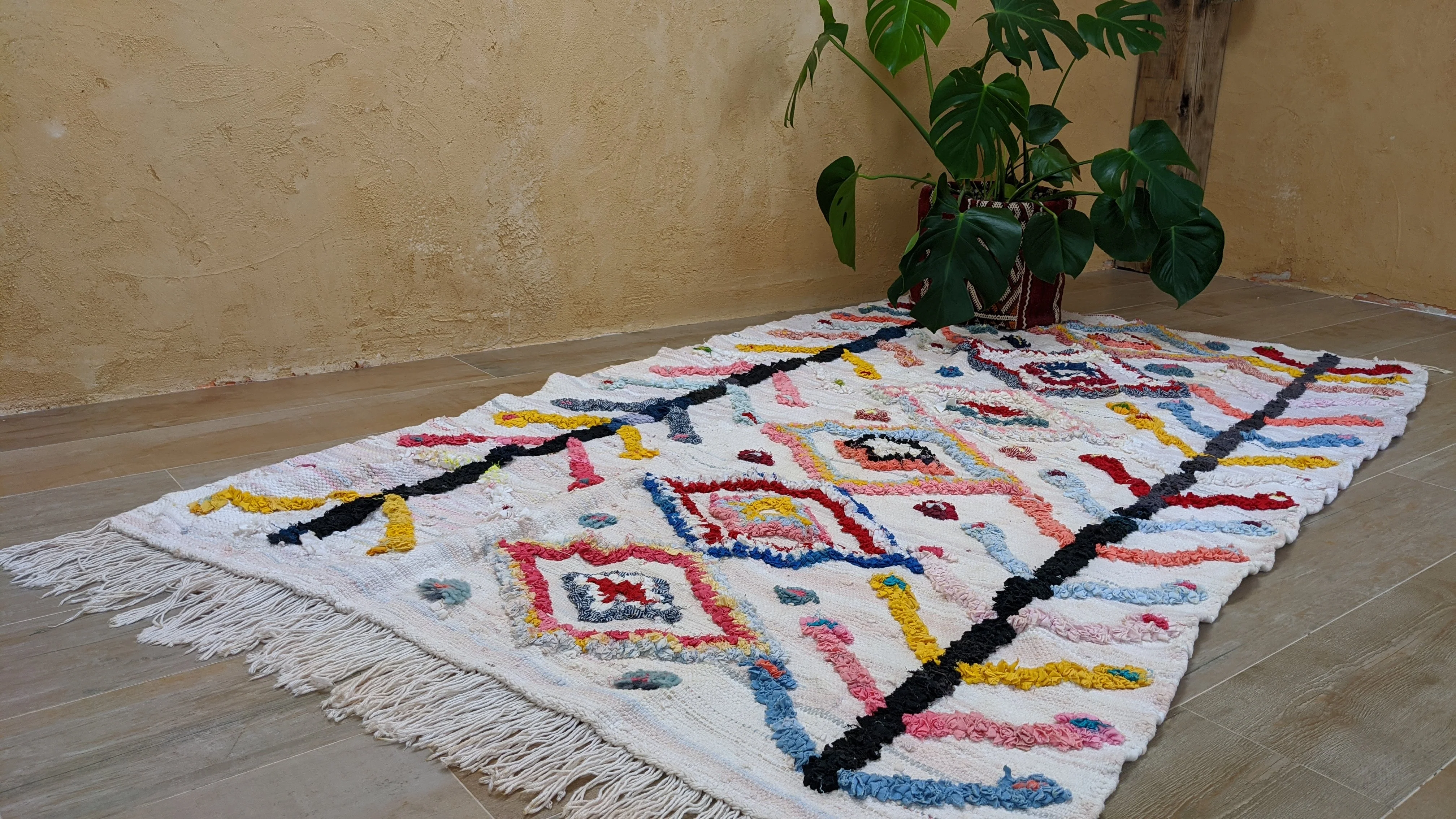 Boucherouite Rug, 215 x 120 cm || 7.05 x 3.94 feet - Image 7