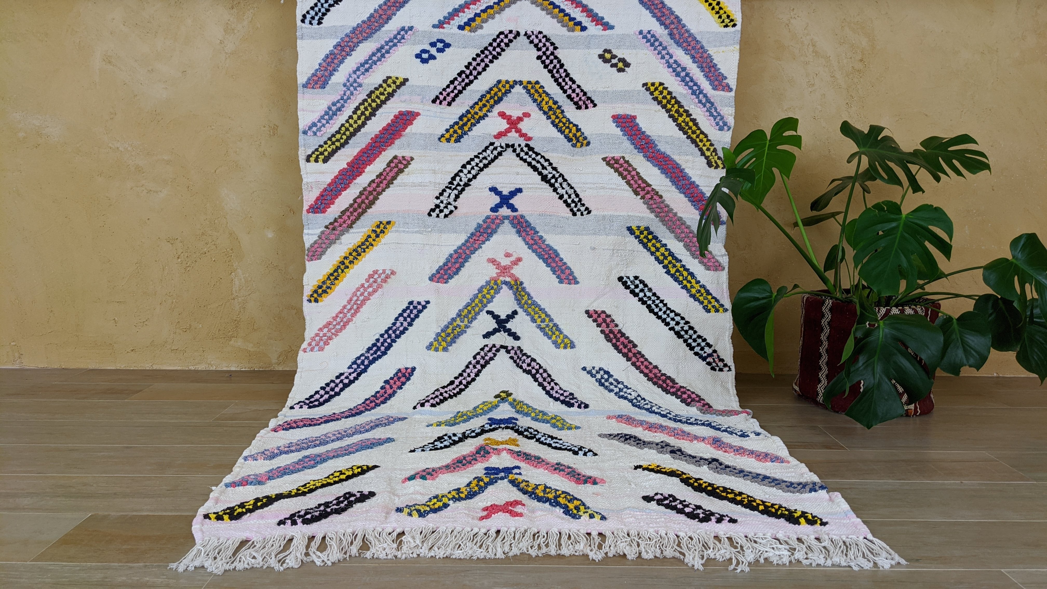 Boucherouite Rug, 215 x 120 cm || 7.05 x 3.94 feet