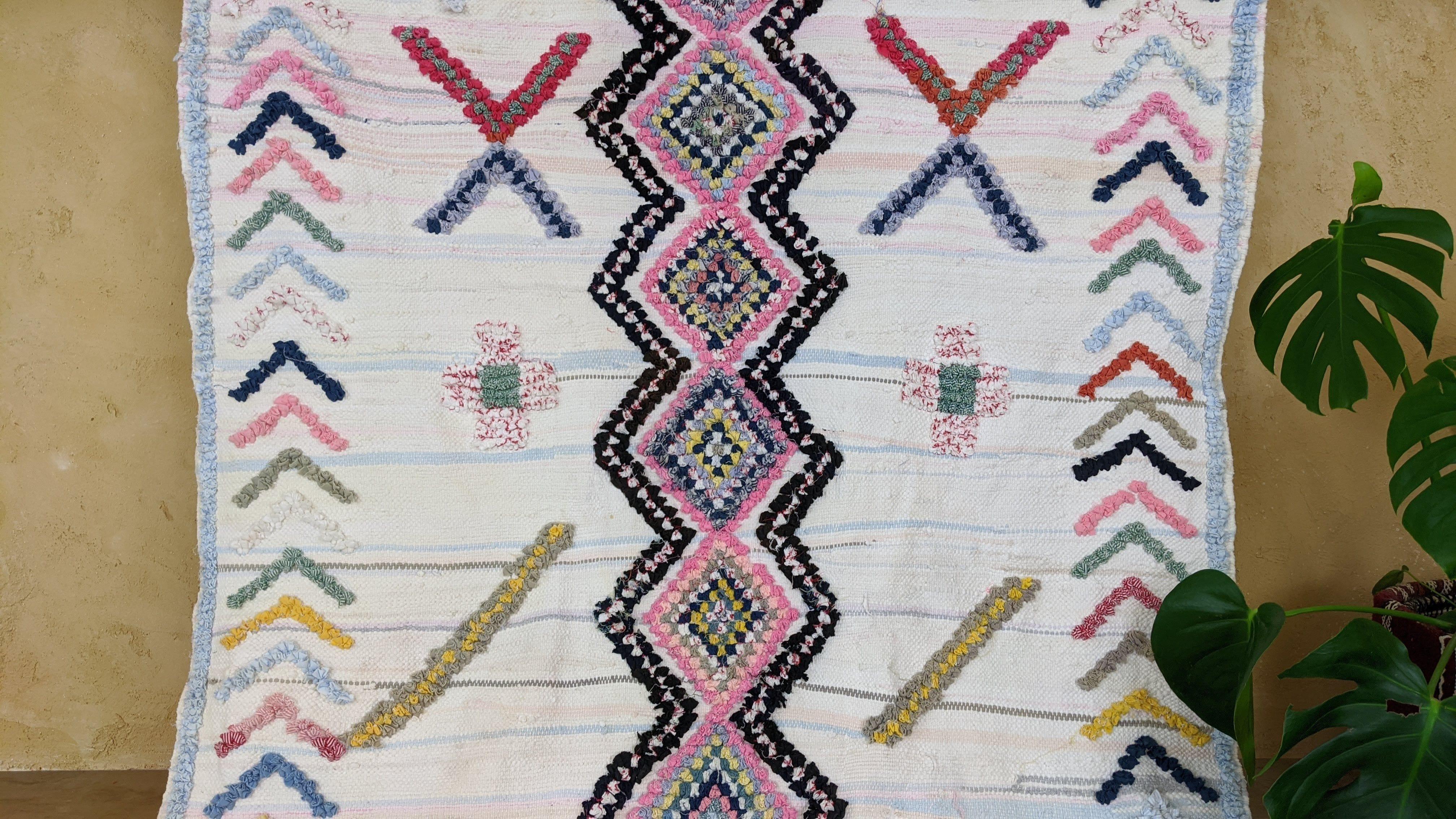 Boucherouite Rug, 215 x 120 cm || 7.05 x 3.94 feet - Image 3