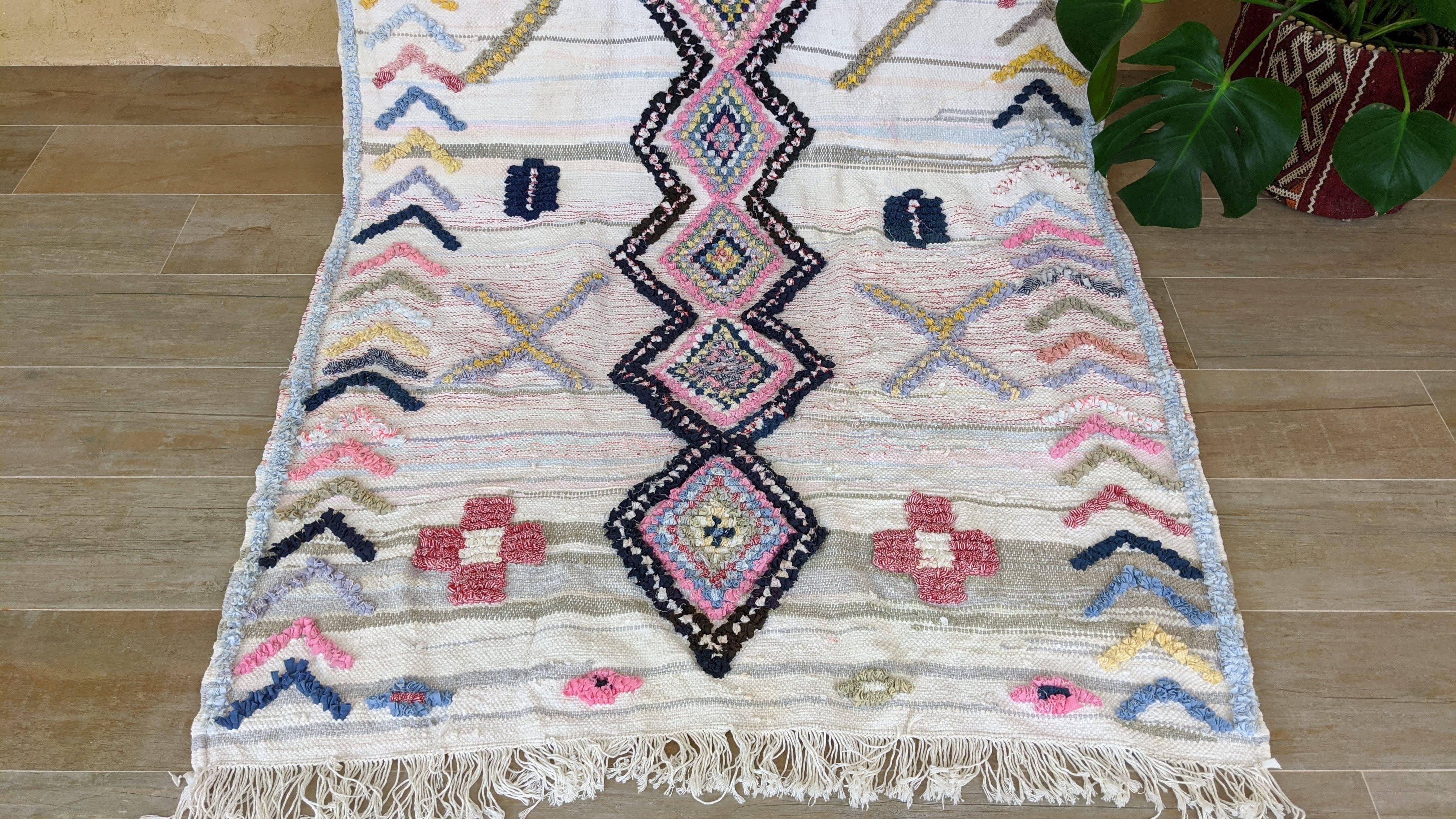Boucherouite Rug, 215 x 120 cm || 7.05 x 3.94 feet - Image 4