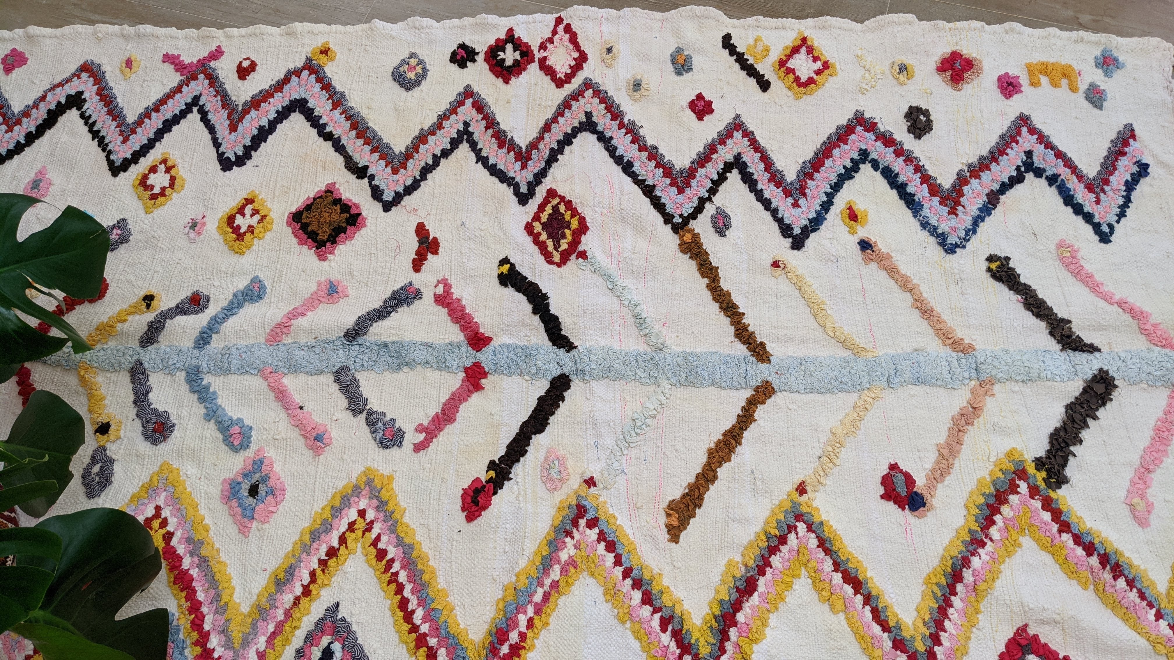 Boucherouite Rug, 215 x 125 cm || 7.05 x 4.1 feet - Image 6