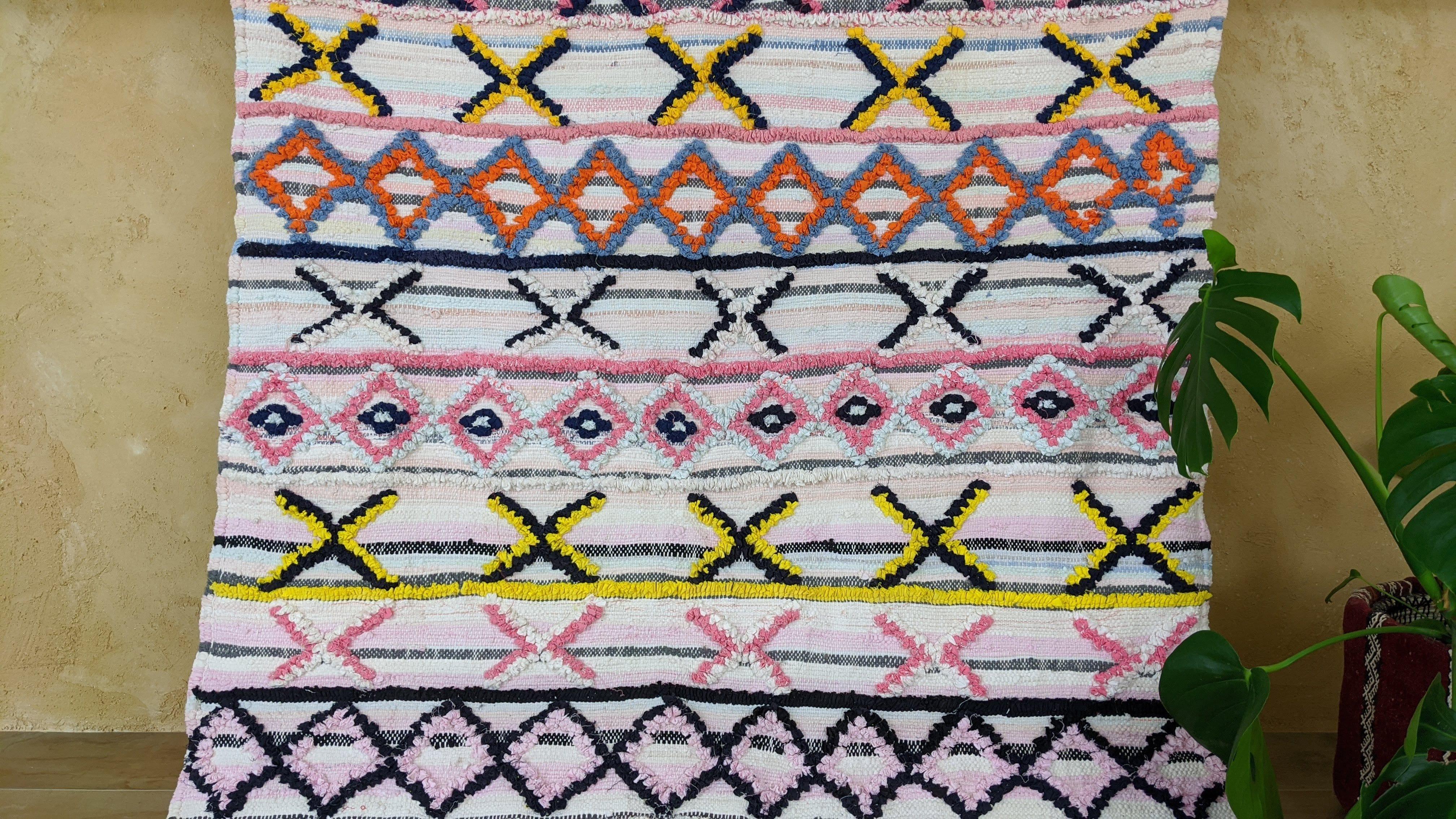 Boucherouite Rug, 215 x 125 cm || 7.05 x 4.1 feet - Image 3