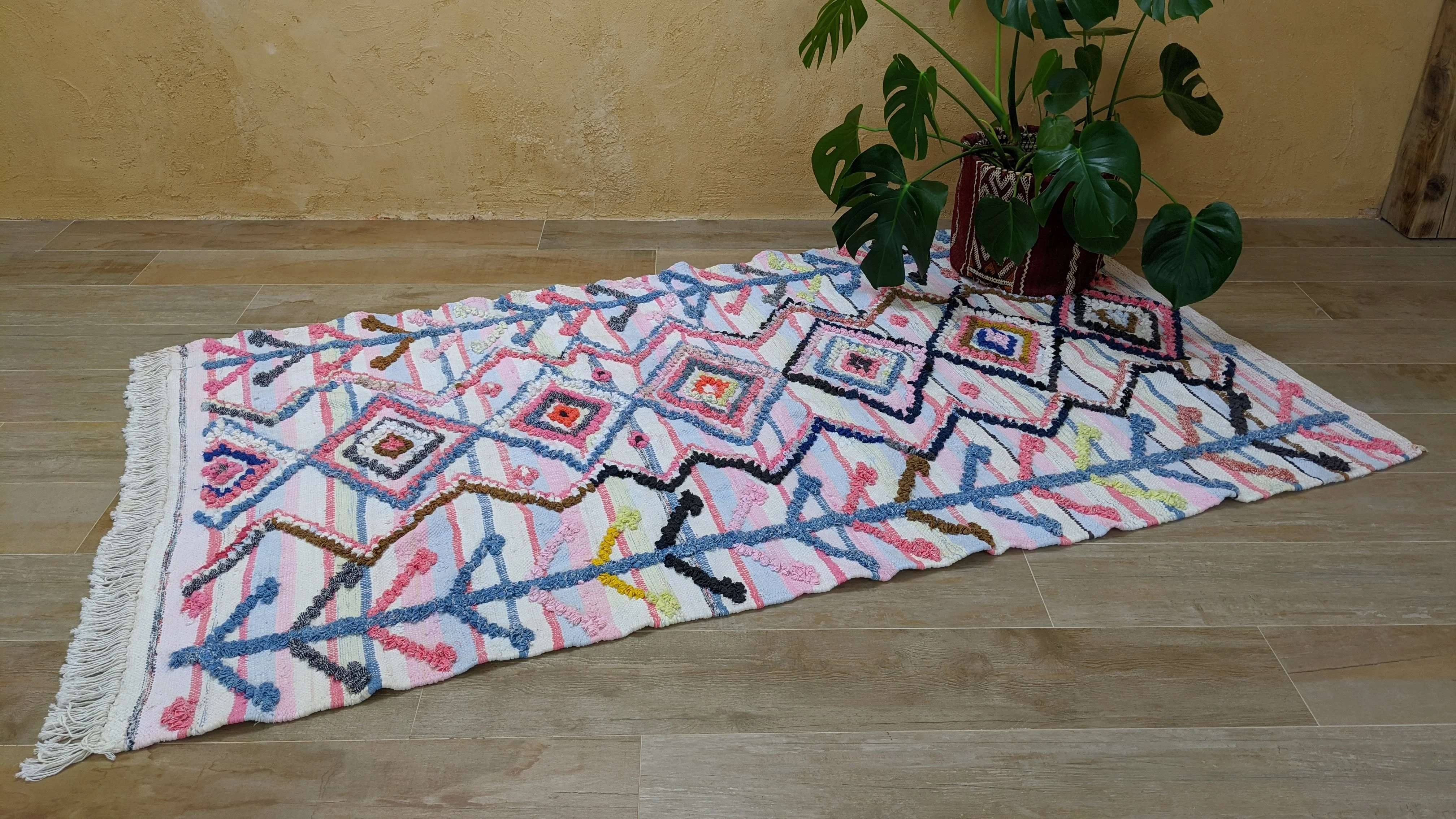 Boucherouite Rug, 220 x 115 cm || 7.22 x 3.77 feet - Image 3