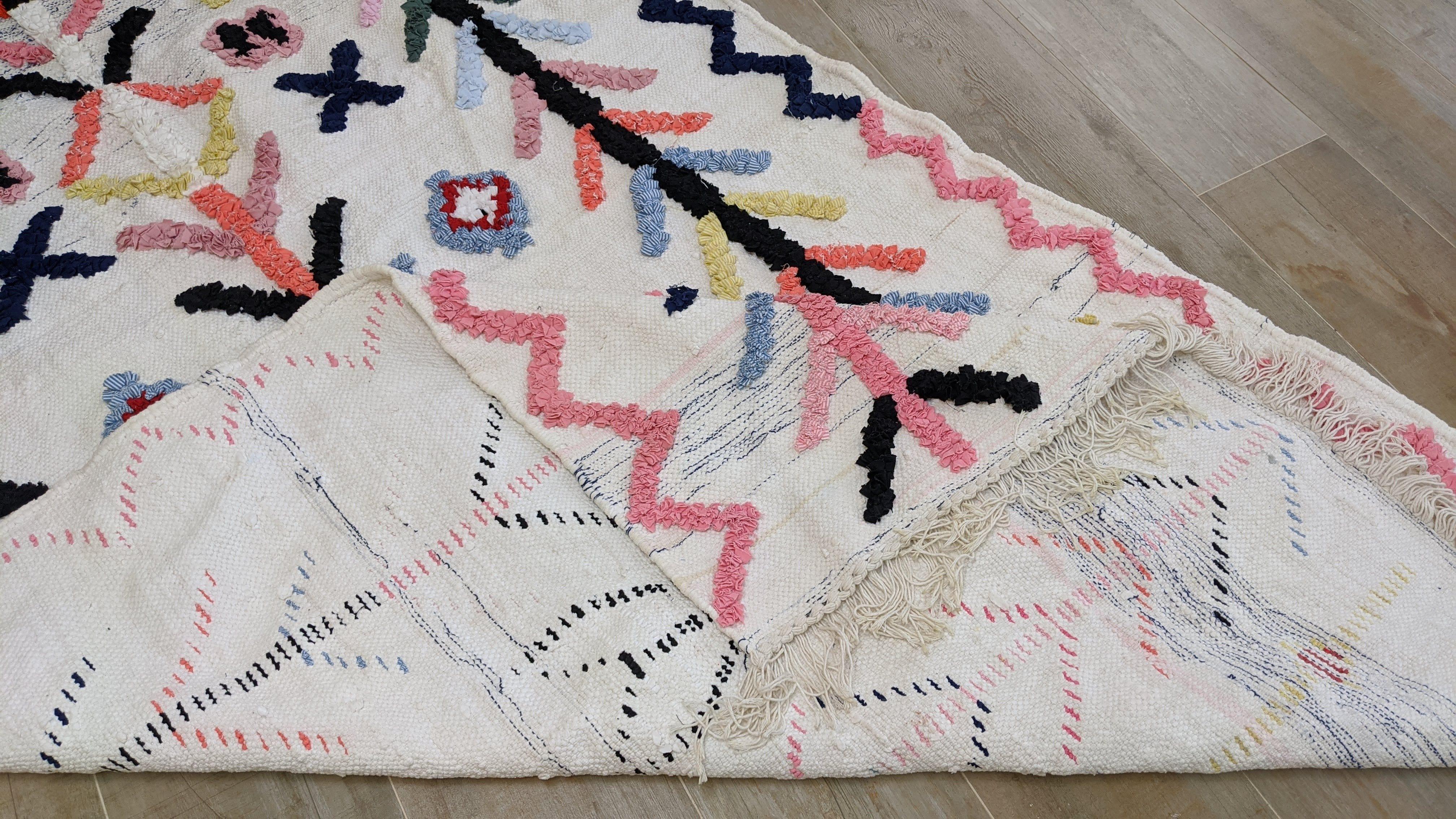 Boucherouite Rug, 220 x 130 cm || 7.22 x 4.27 feet - Image 9