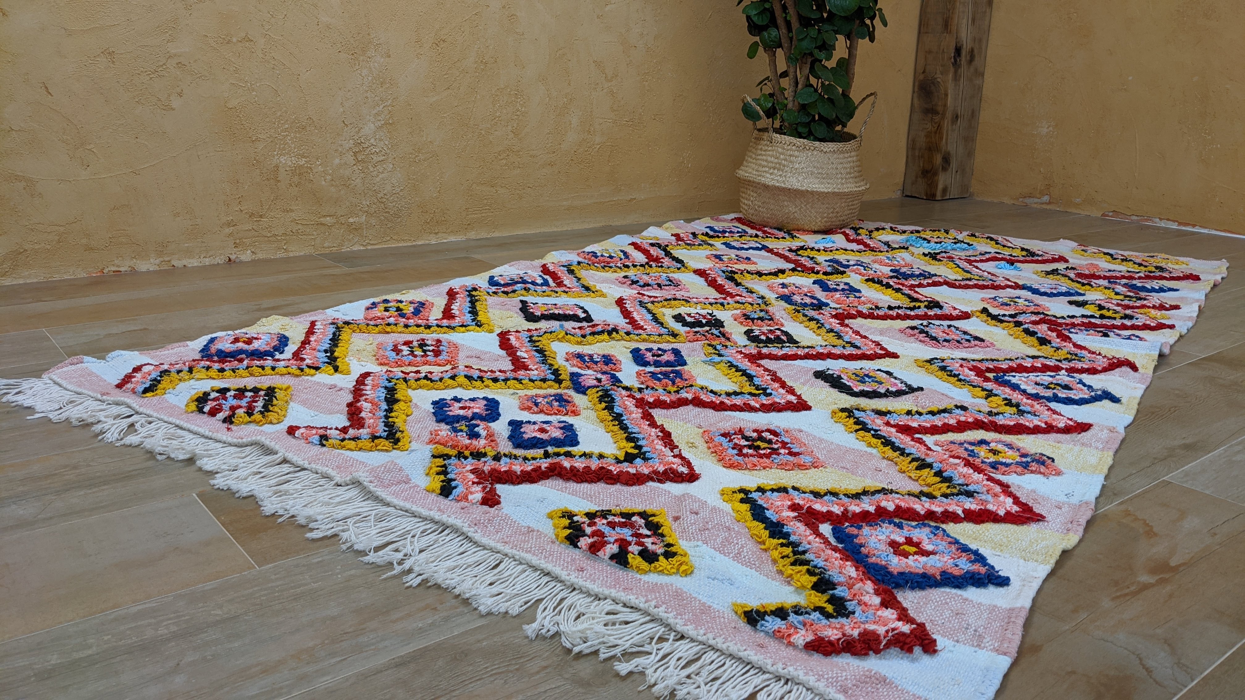 Boucherouite Rug, 225 x 127 cm || 7.38 x 4.17 feet - Image 7