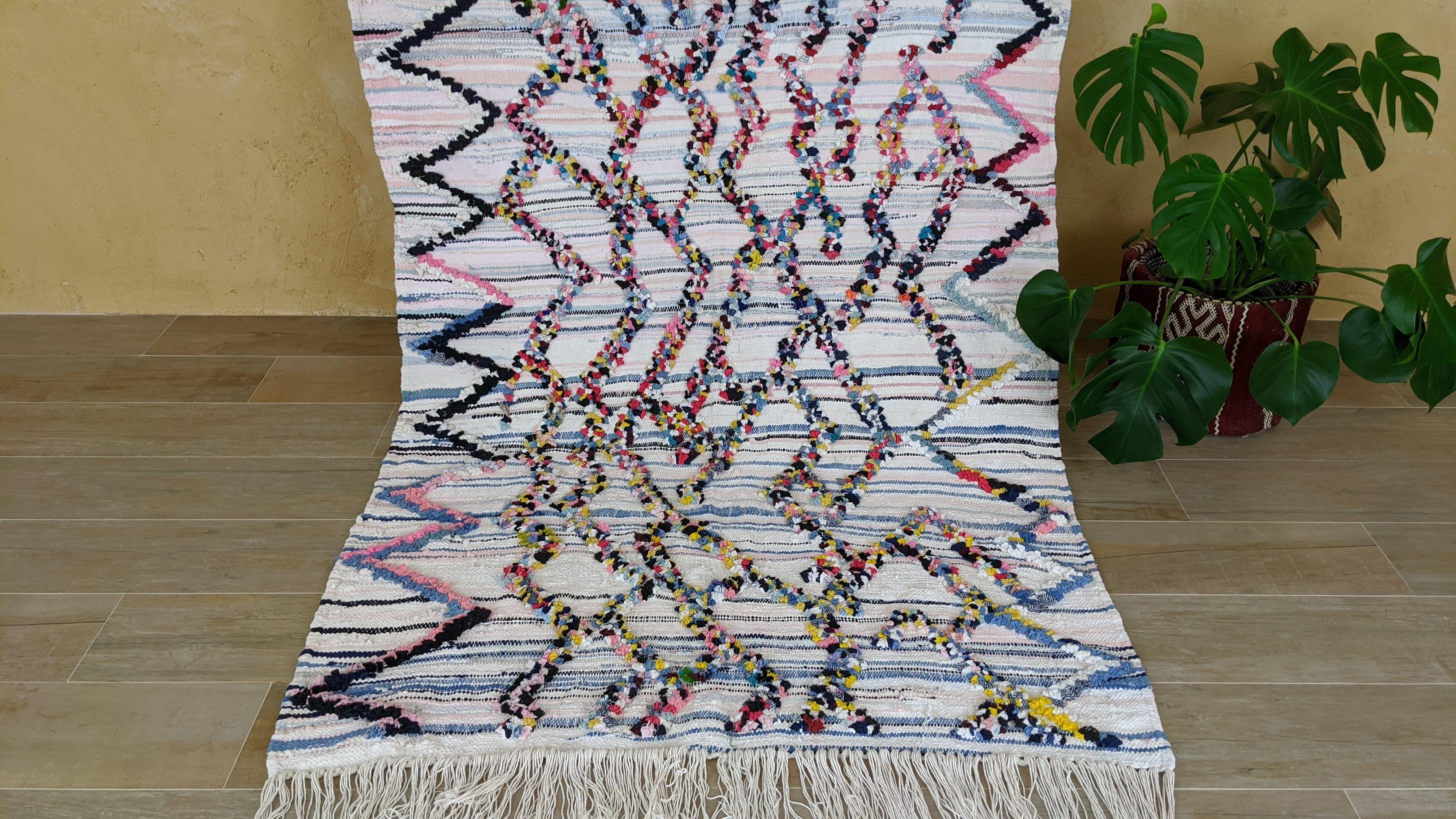 Boucherouite Rug, 240 x 127 cm || 7.87 x 4.17 feet - Image 4