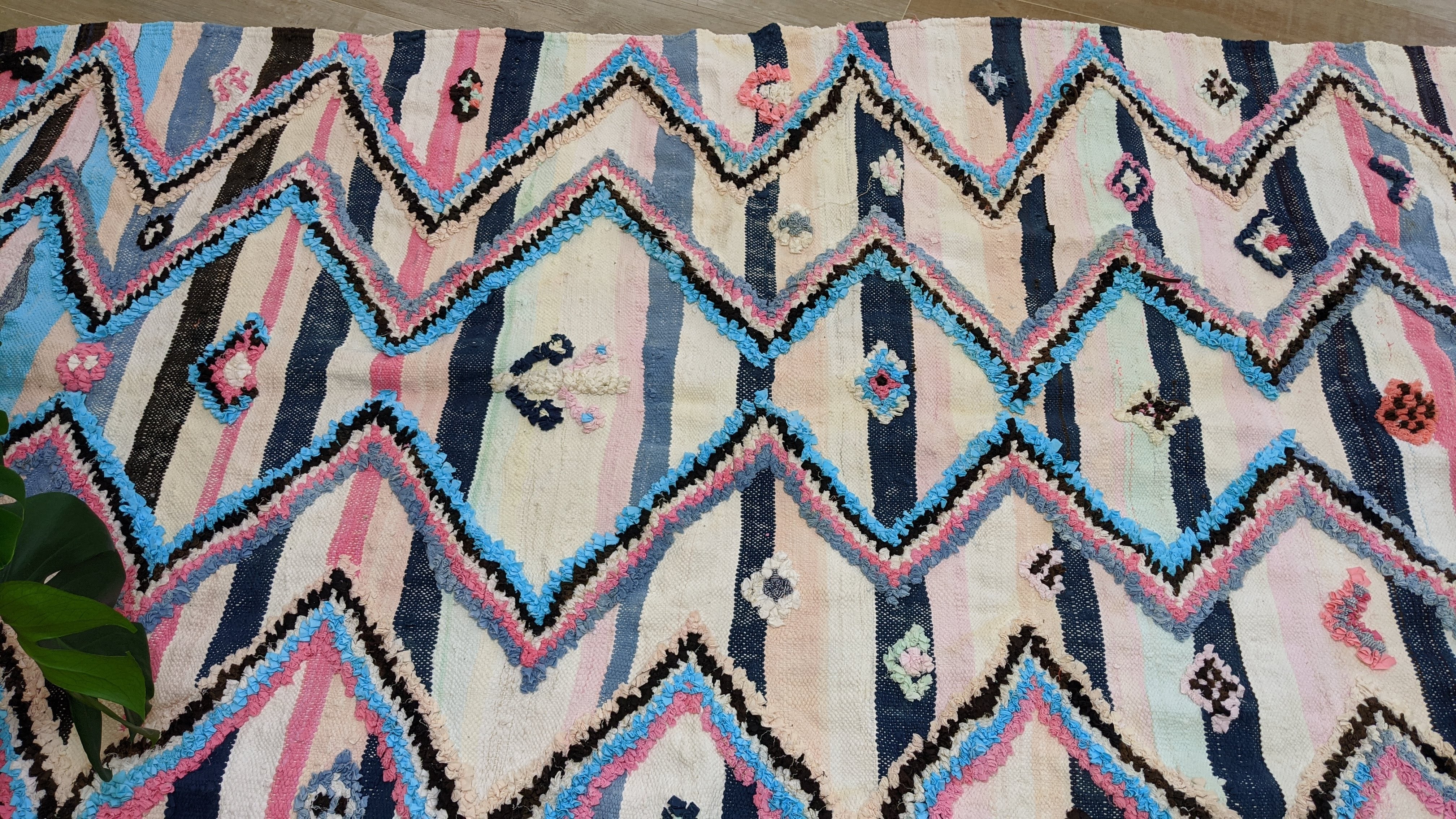 Boucherouite Rug, 240 x 140 cm || 7.87 x 4.59 feet - Image 6