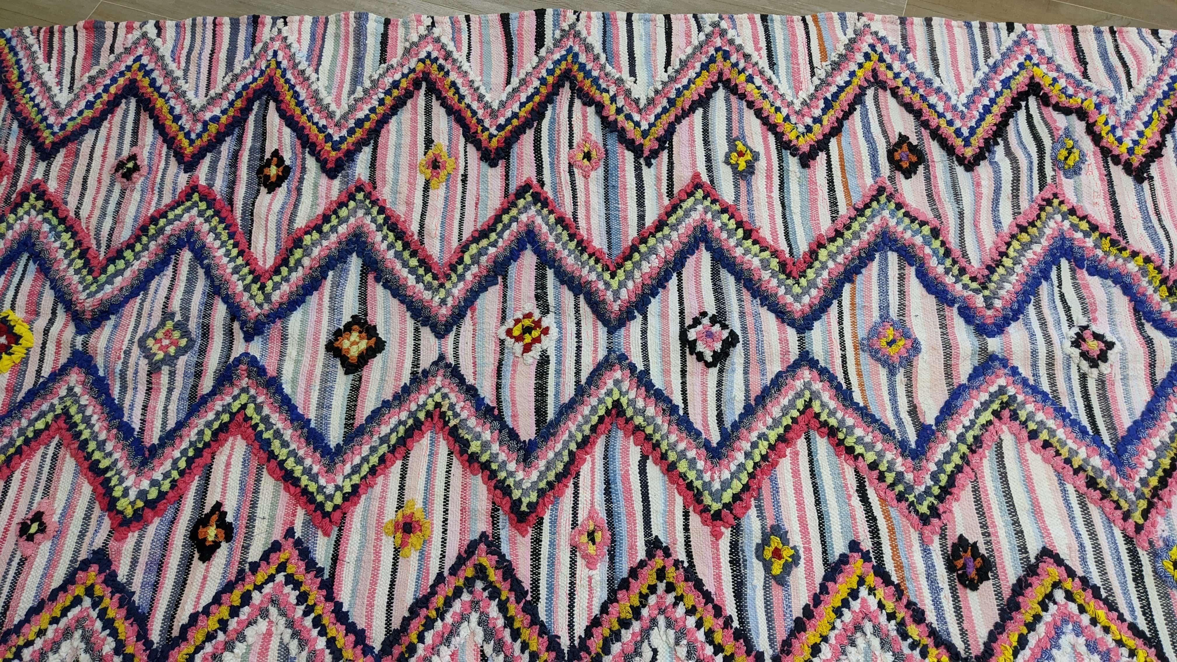 Boucherouite Rug, 245 x 135 cm || 8.04 x 4.43 feet - Image 9