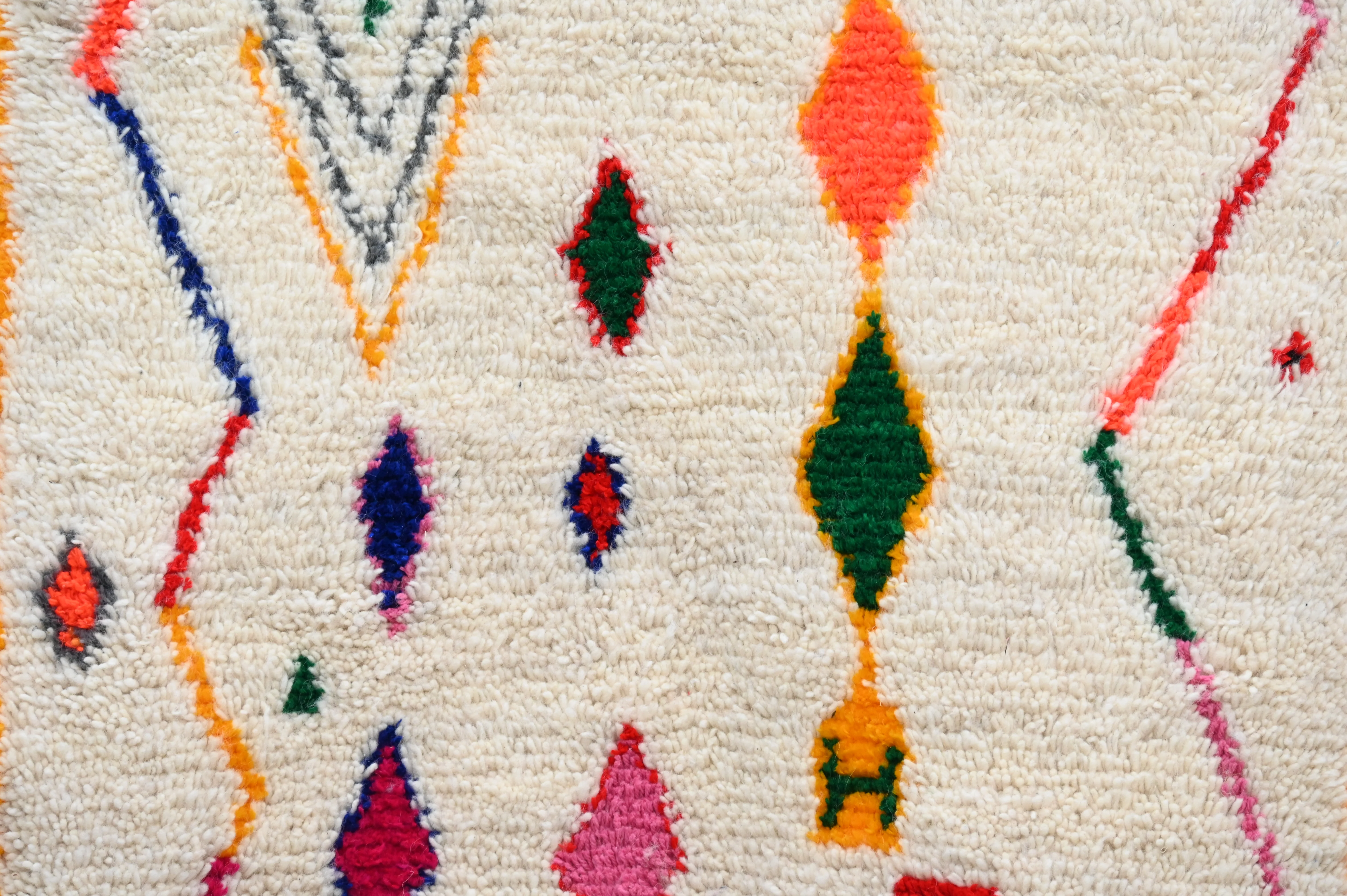 Handmade Azilal Rug, 145 x 100 cm, PO-428 - Image 3