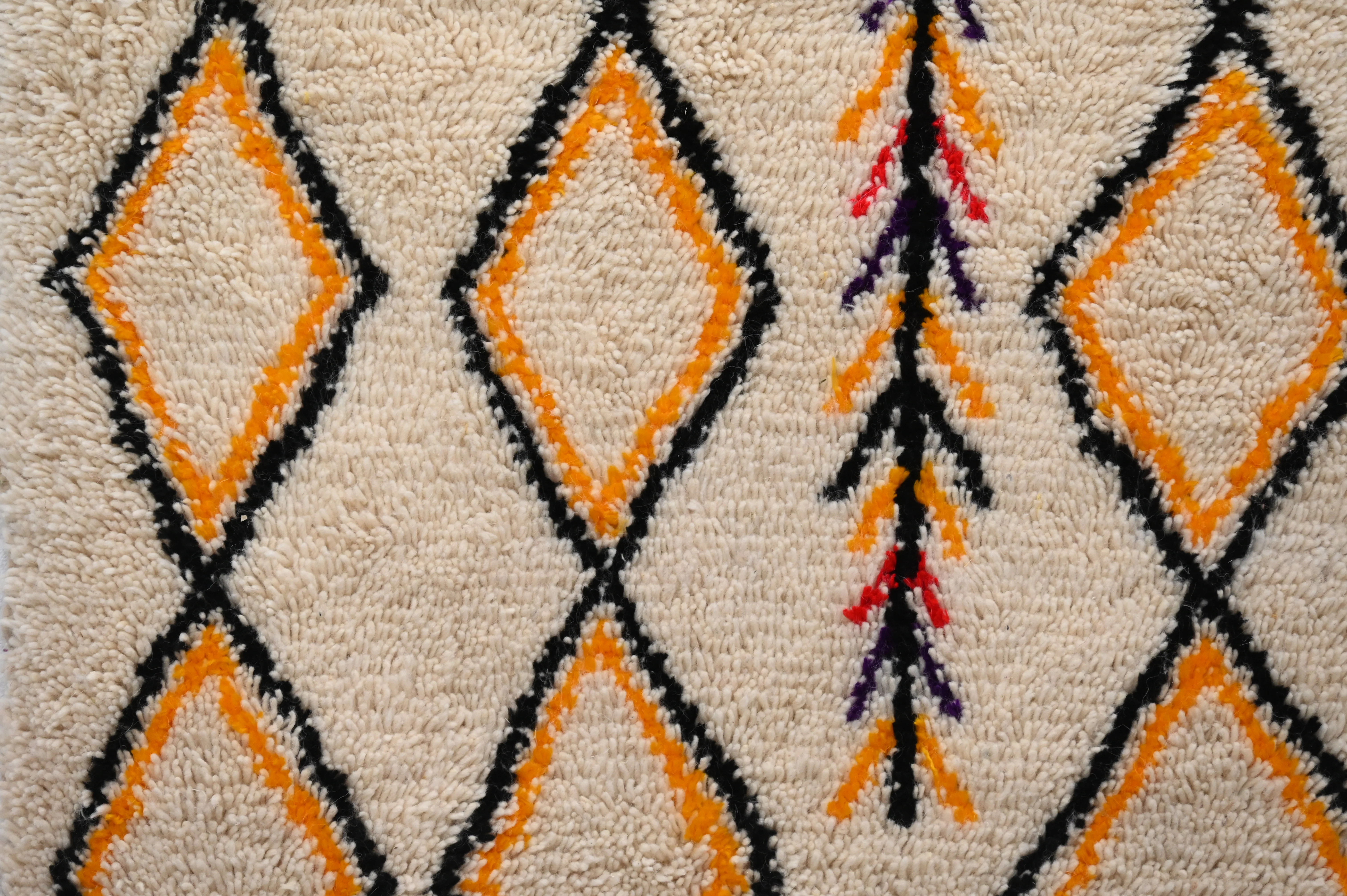 Handmade Azilal Rug, 155 x 95 cm, PO-435 - Image 3