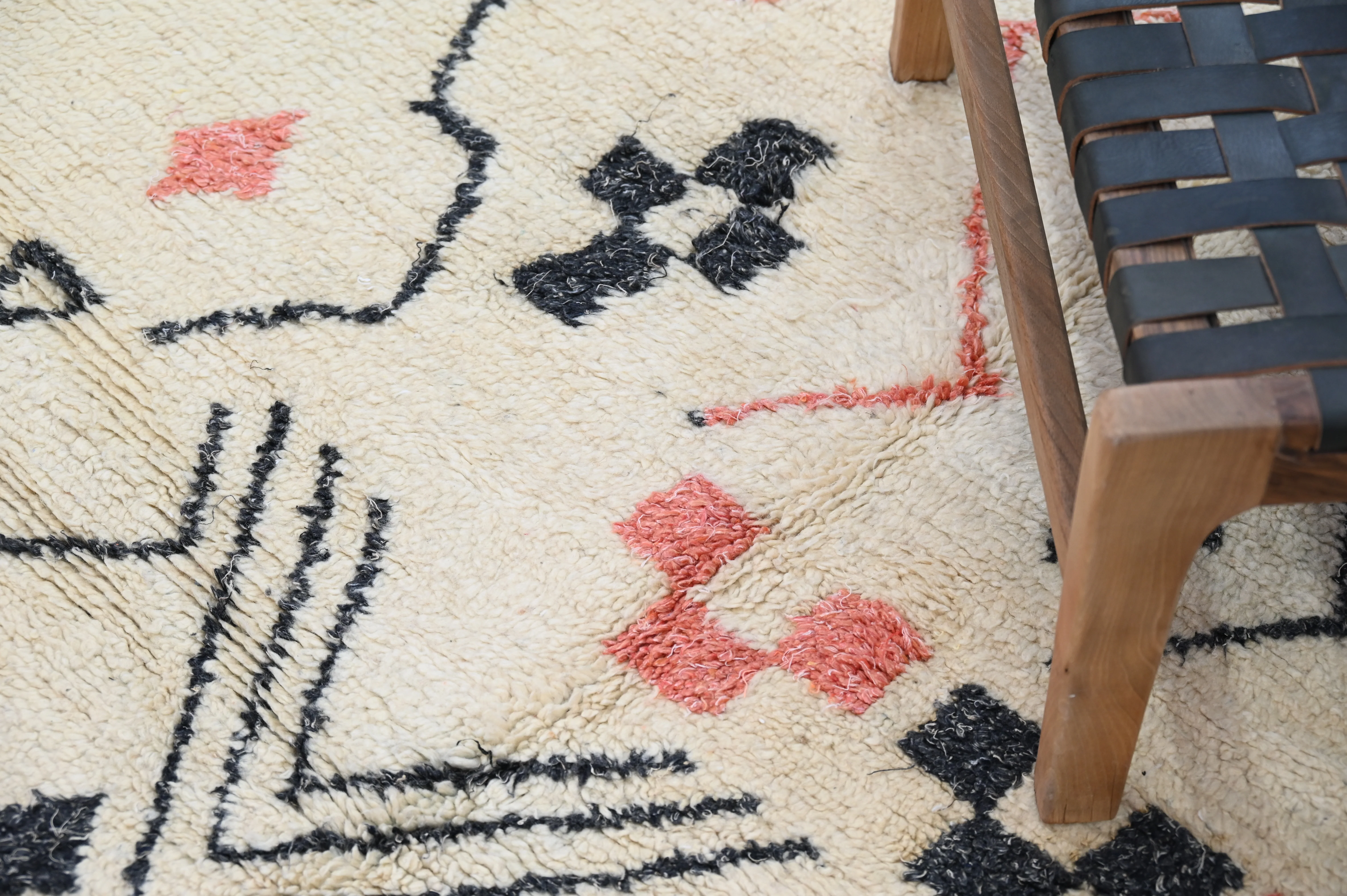 Handmade Azilal Rug, 230 x 145 cm, AZO-640 - Image 3