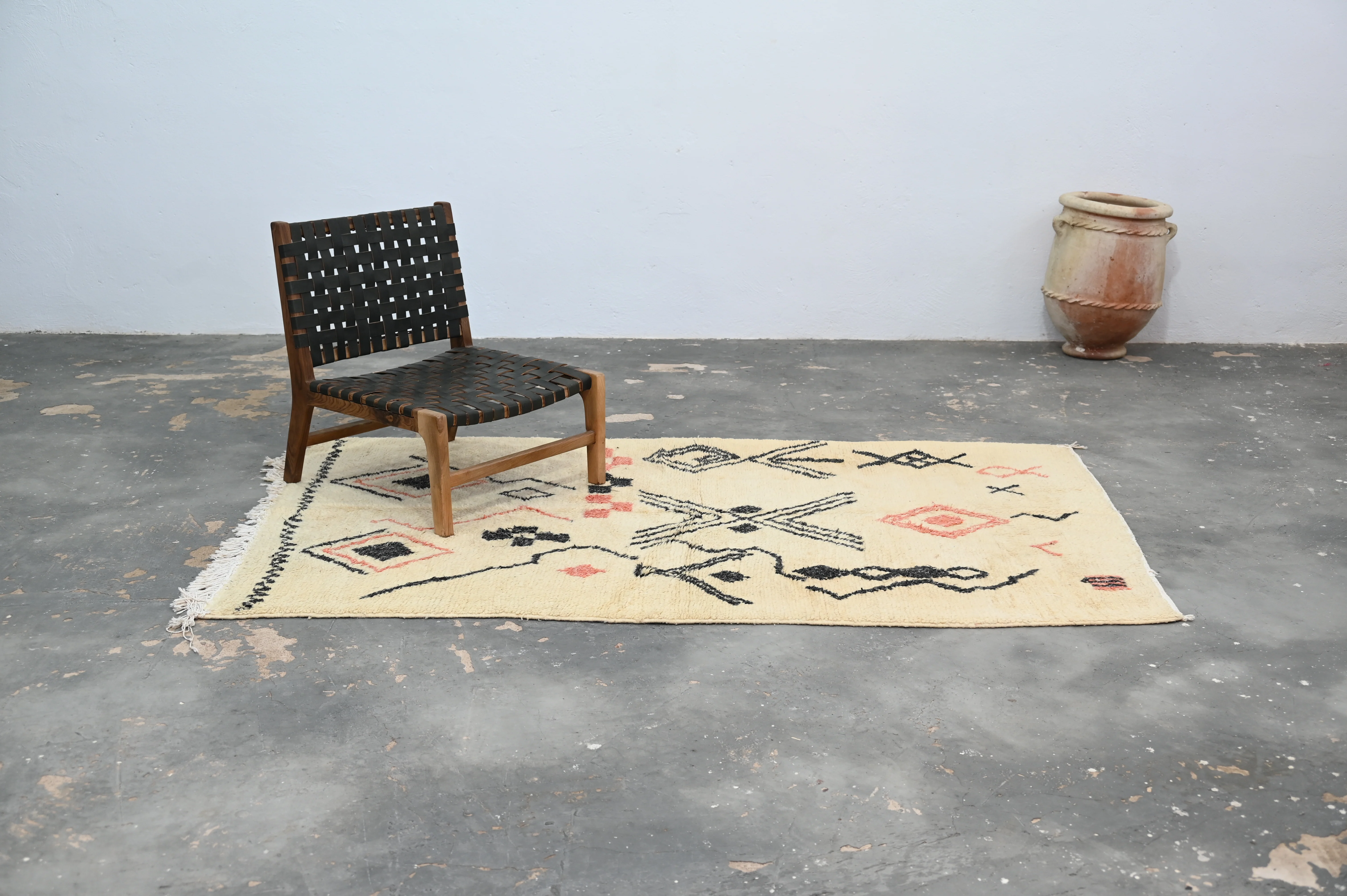 Handmade Azilal Rug, 230 x 145 cm, AZO-640 - Image 4