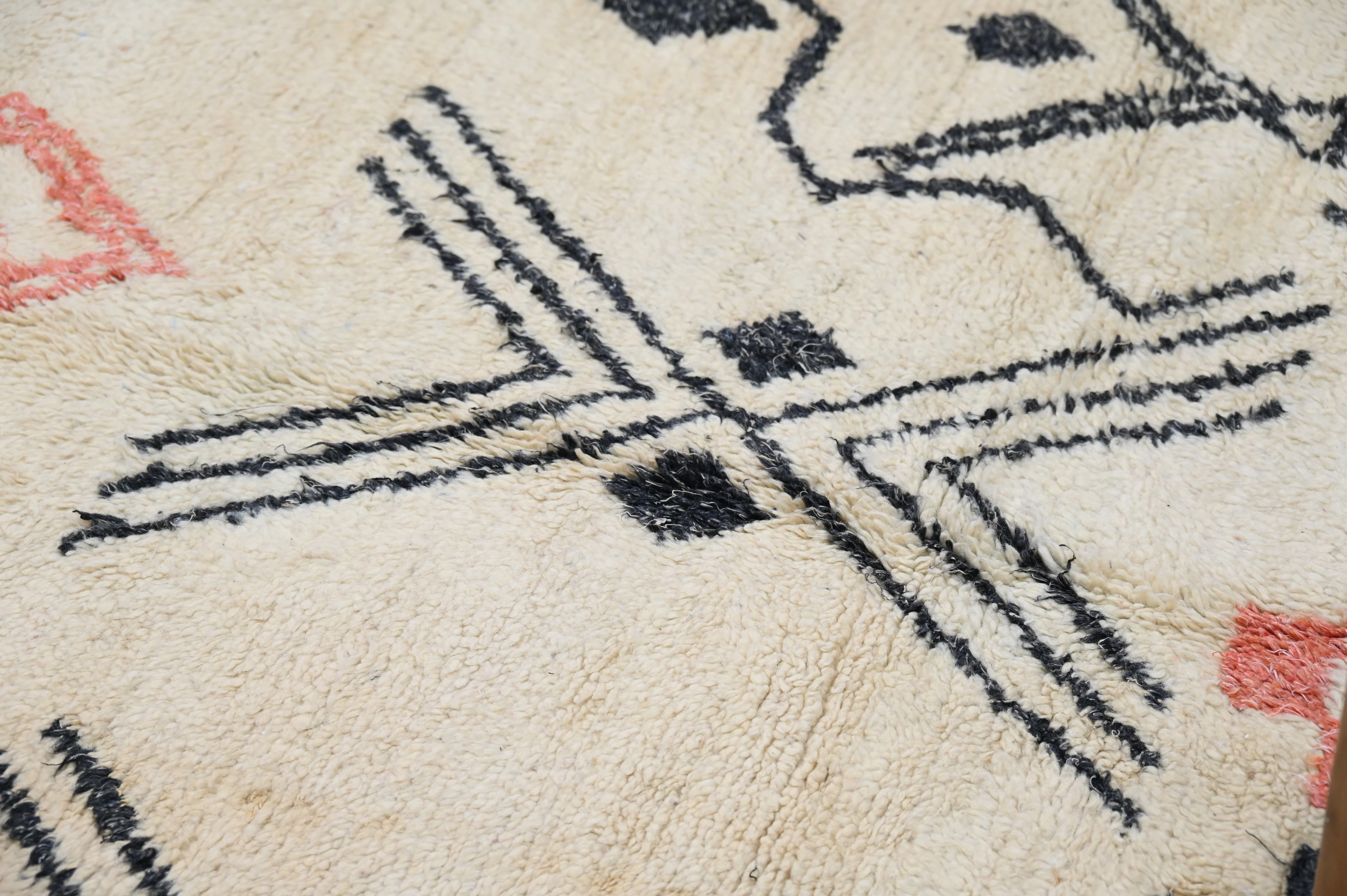 Handmade Azilal Rug, 230 x 145 cm, AZO-640 - Image 7
